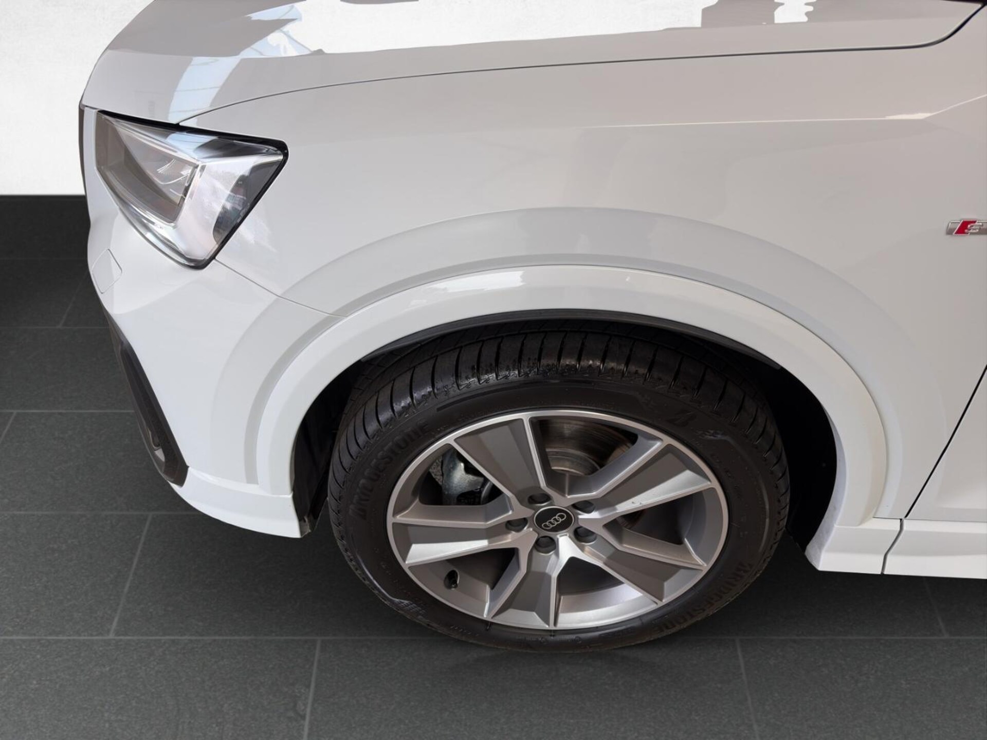 Audi Q2 S line