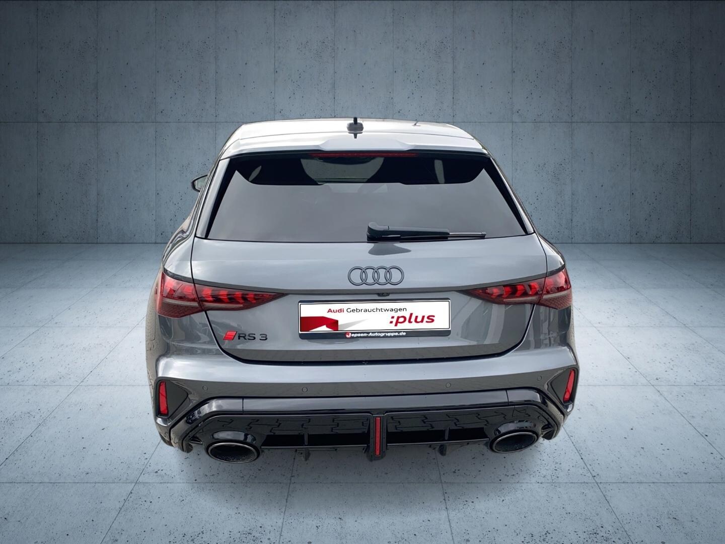 Bild über Audi RS 3 Sportback TFSI quattro 294 kW S tronic - für weitere Informationen kontaktieren Sie den Audi Partner