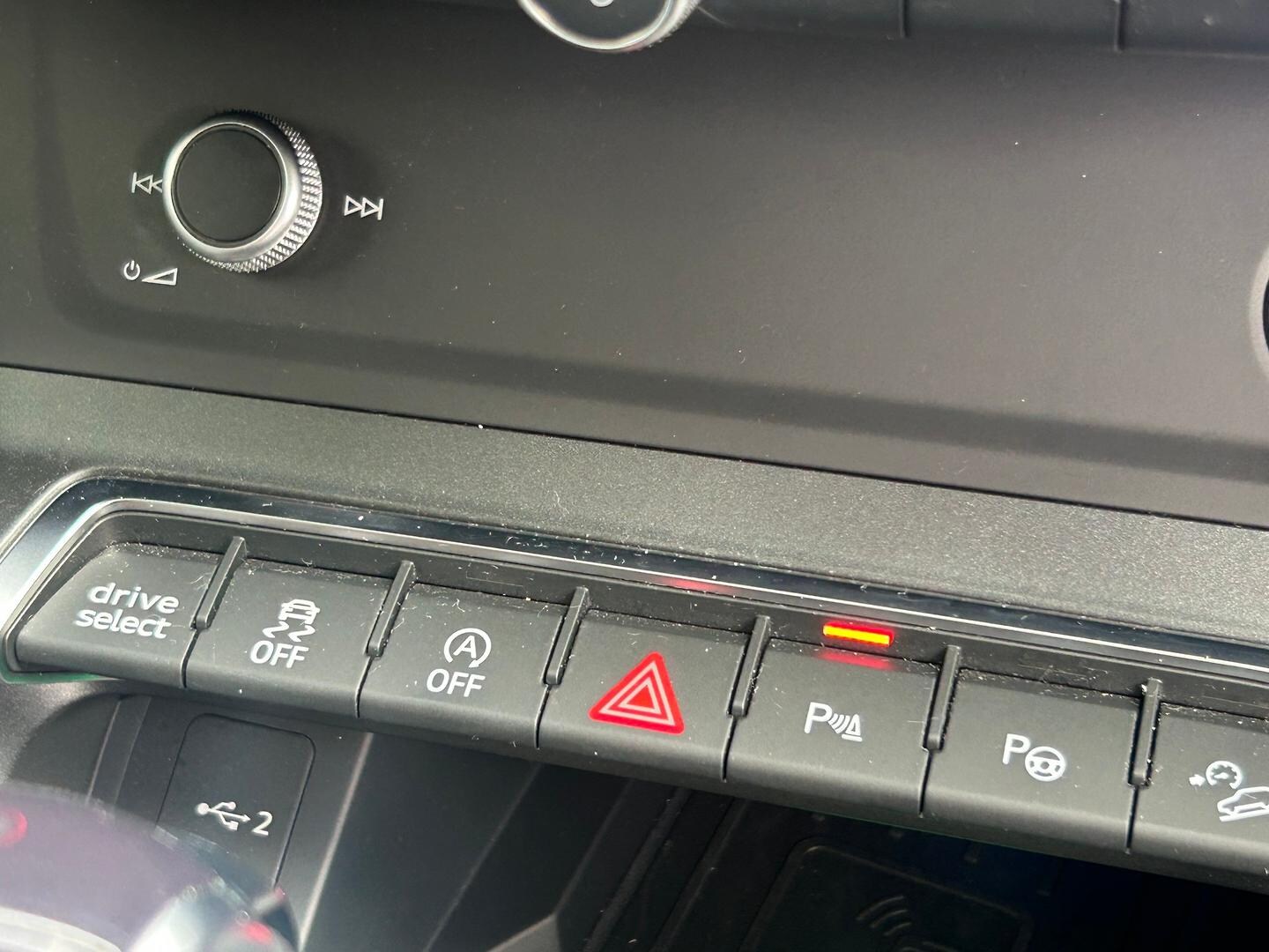Image about Audi Q3 S line 40 TFSI quattro S tronic