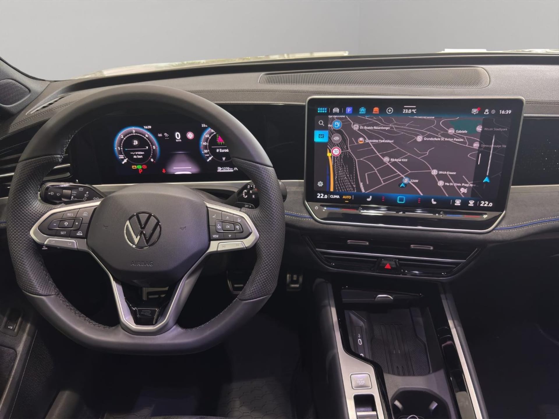 Volkswagen Passat R-Line