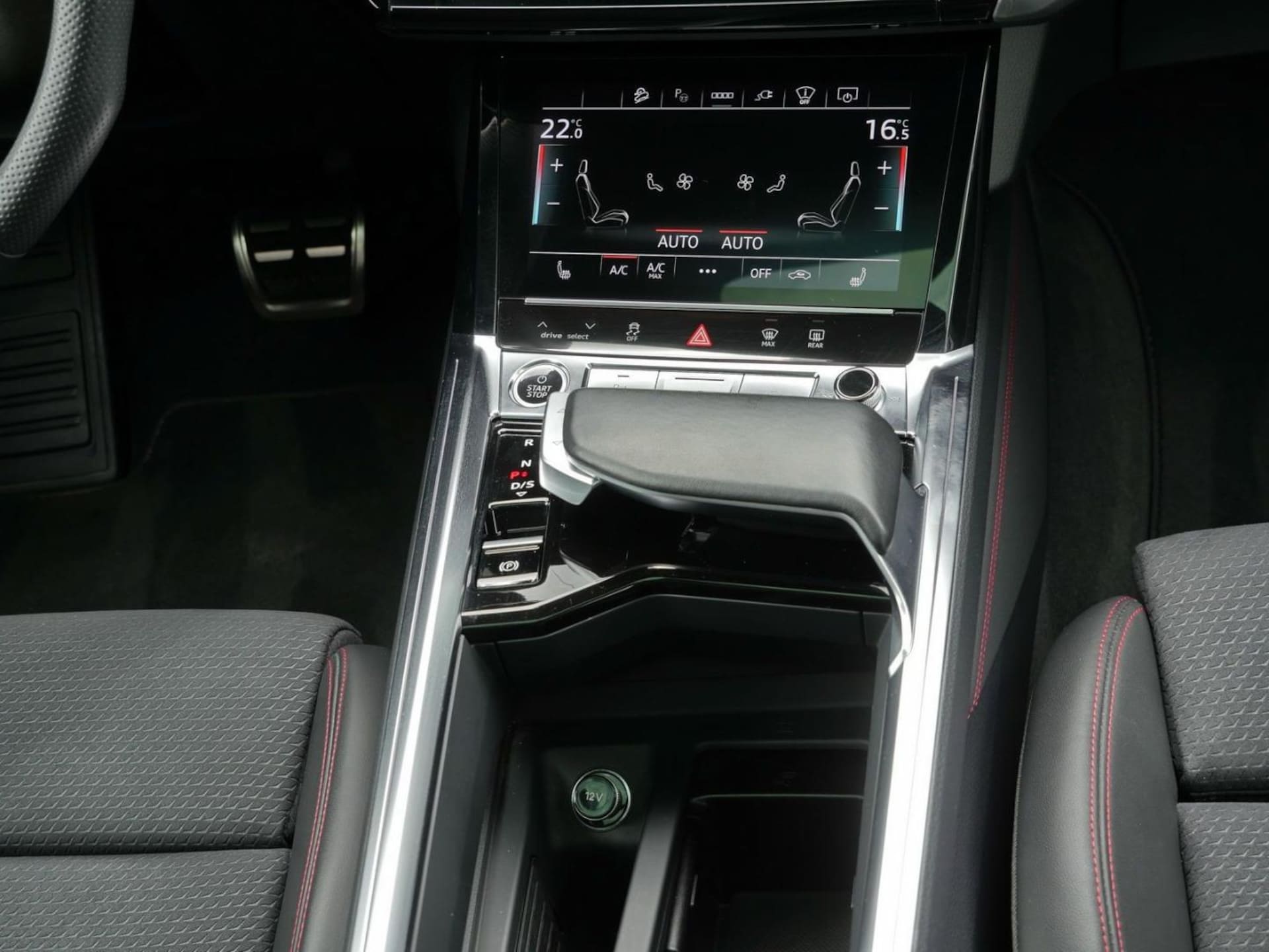 Audi Q8 e-tron S line
