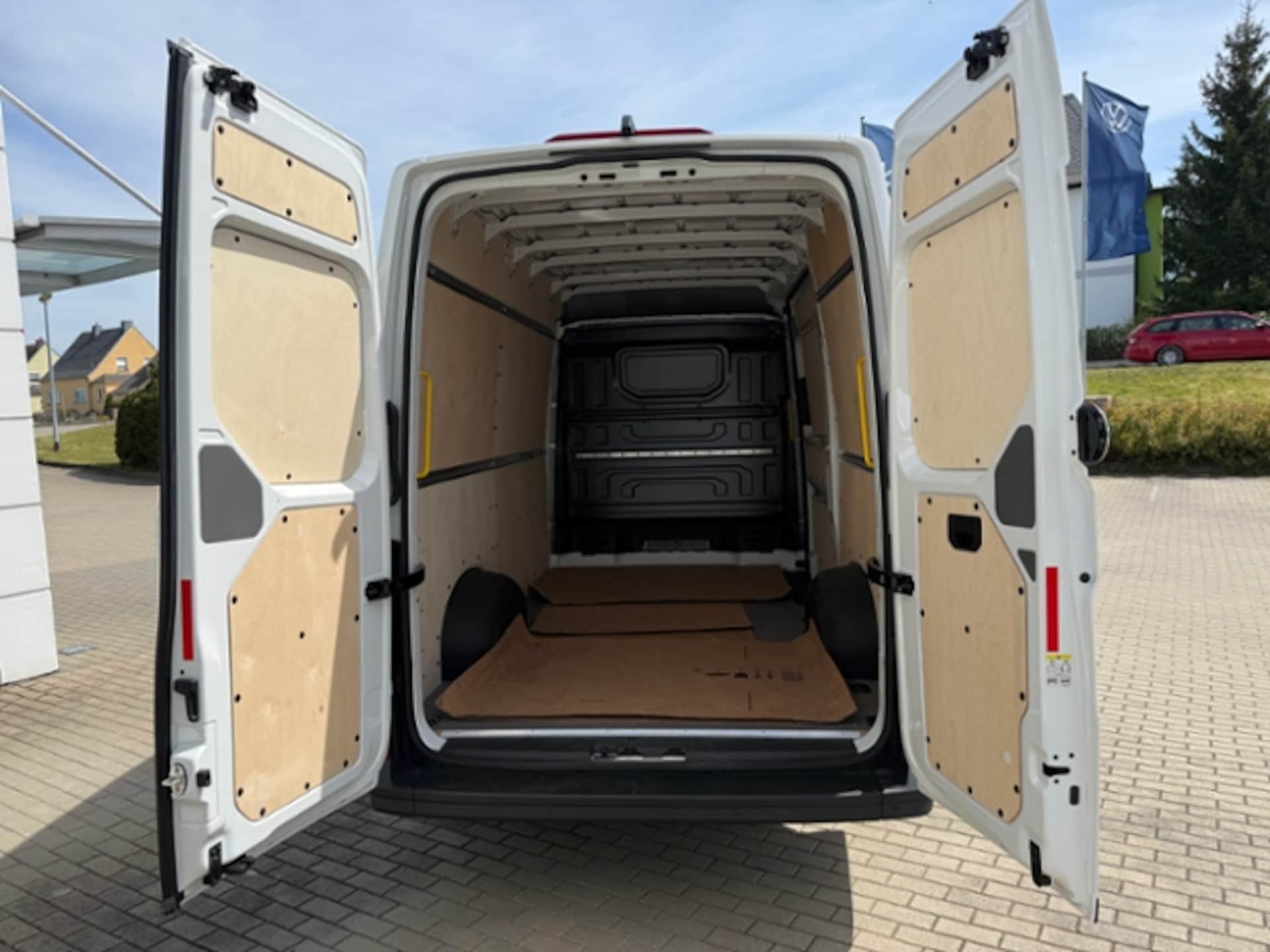 Volkswagen Crafter Kasten mittlerer Radstand