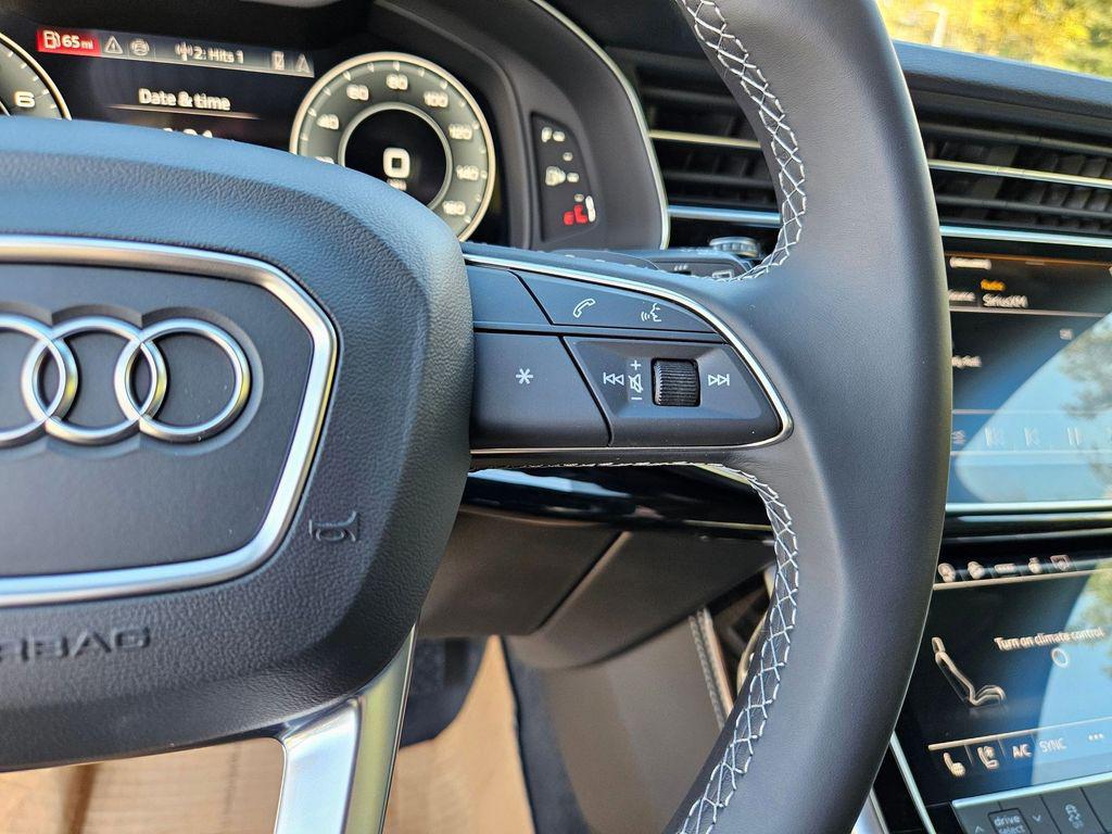 2026 Audi Q7 Premium Plus - Photo 12