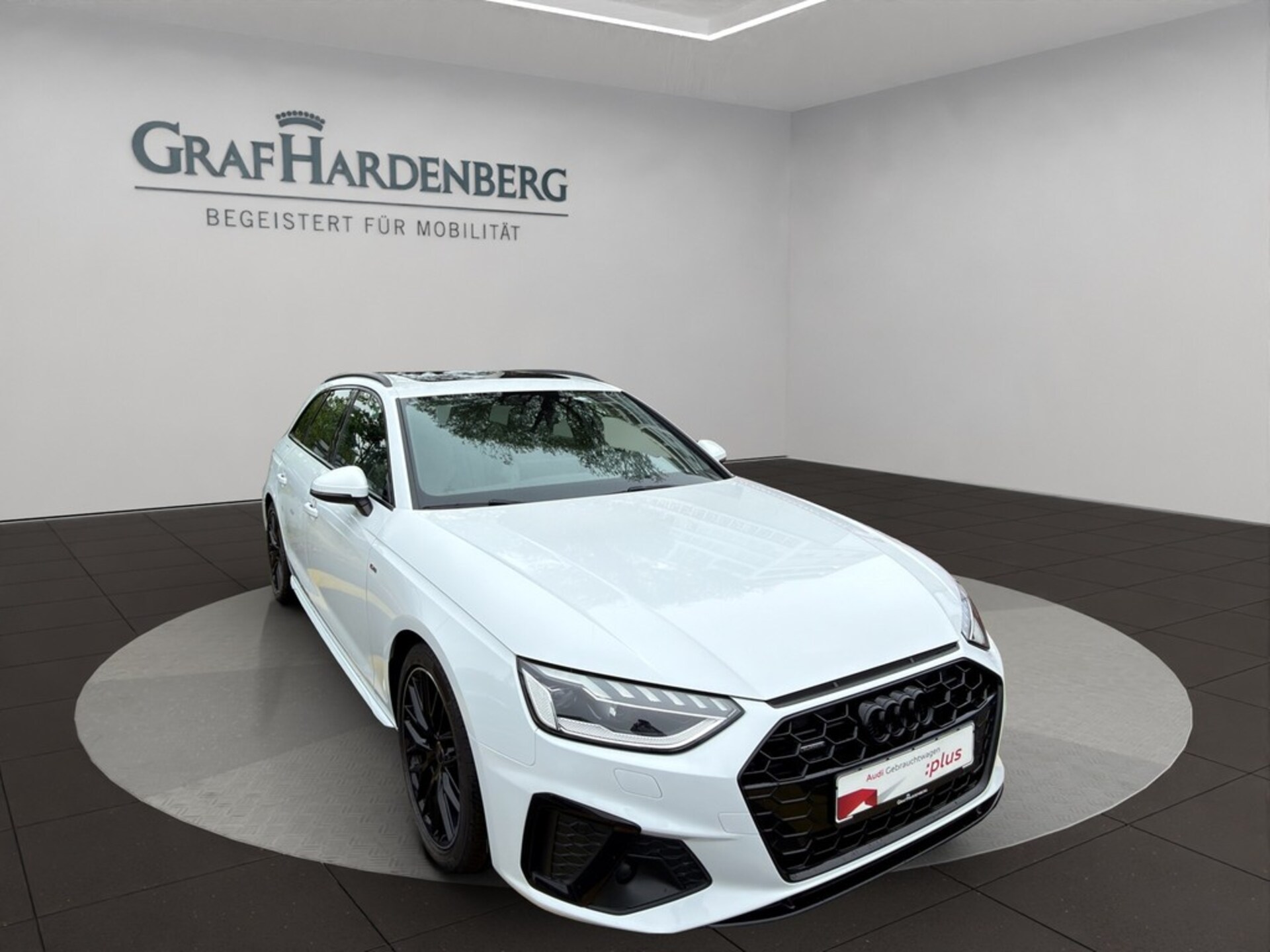 Audi A4 Avant S line