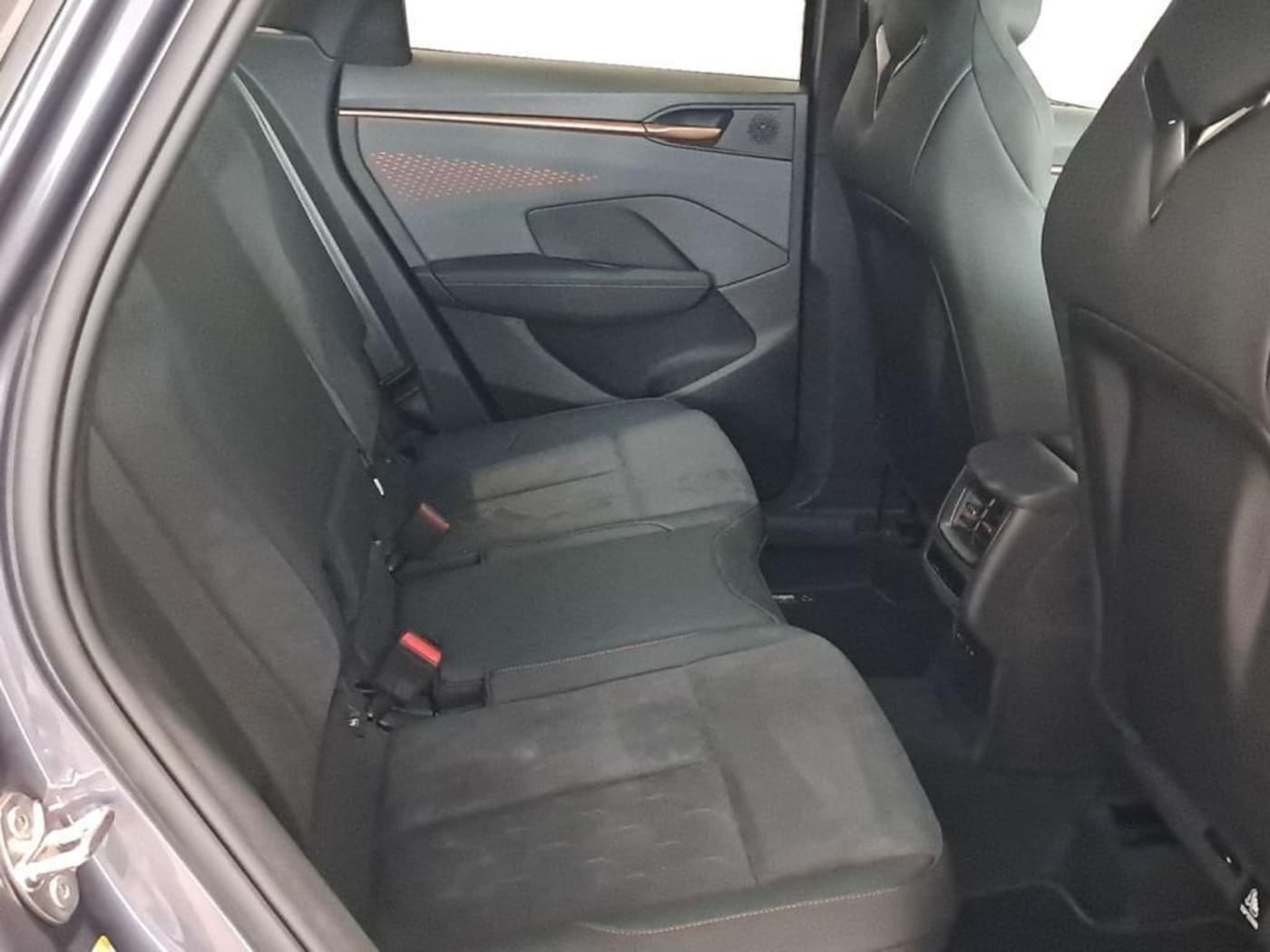 CUPRA Terramar 1.5 eTSI DSG 110 kW (150 CV) — photo 6