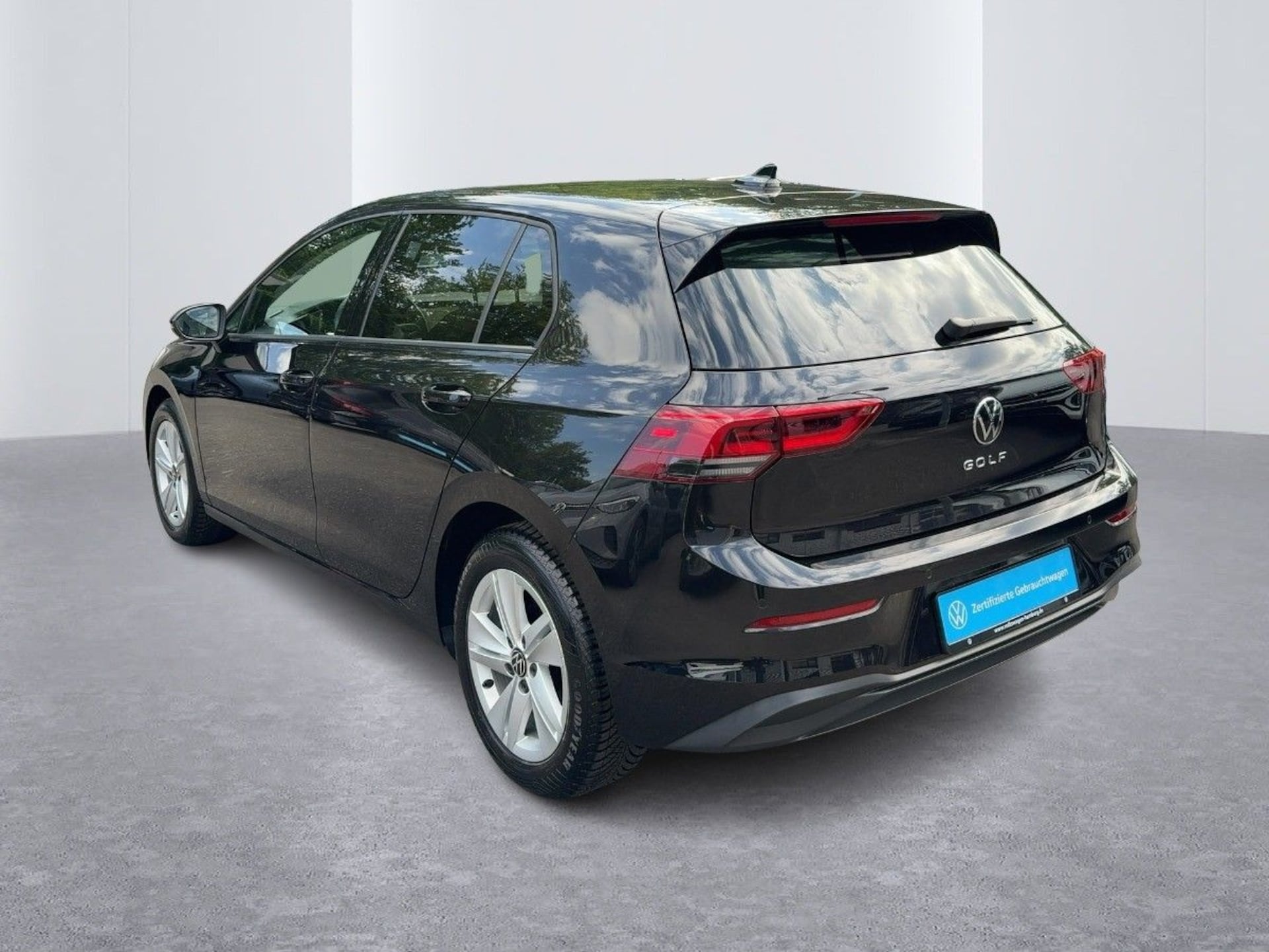 Volkswagen Golf Life