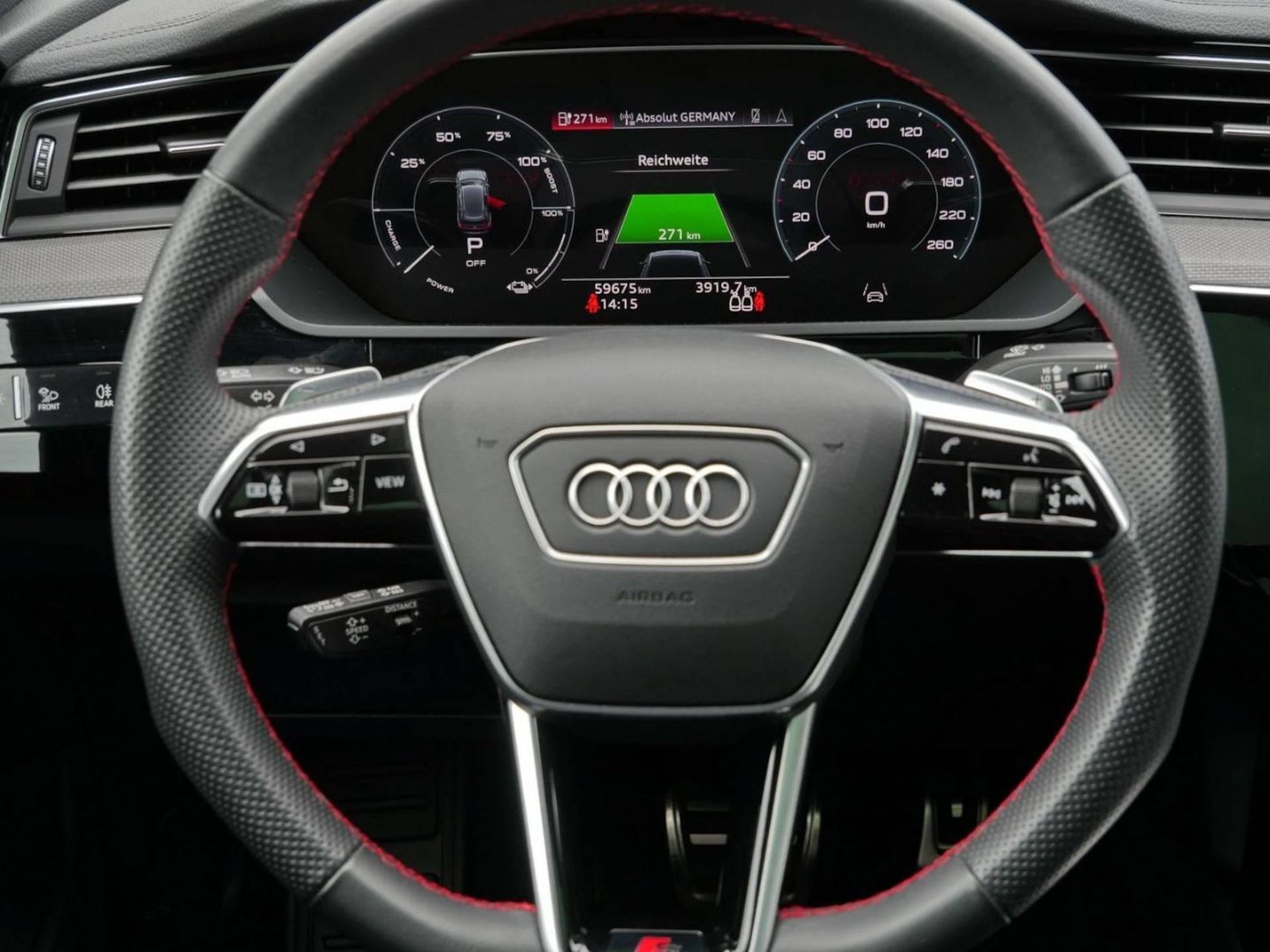 Audi Q8 e-tron S line