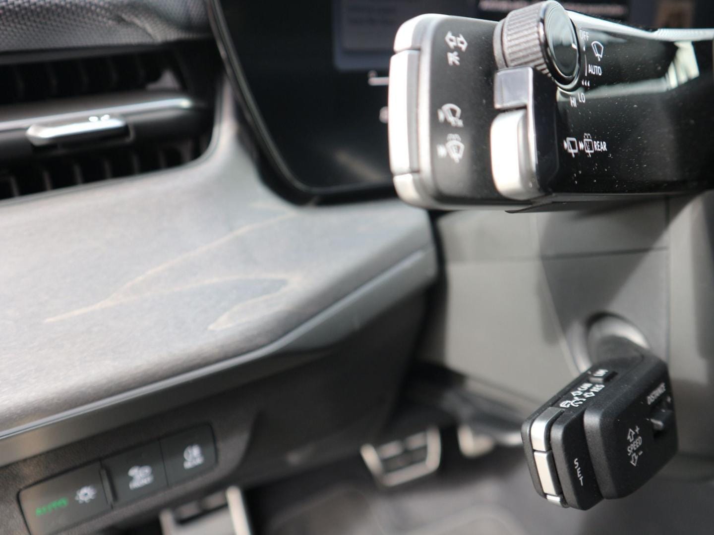 Bild über Audi Q3 SUV TFSI quattro 150 kW S tronic - für weitere Informationen kontaktieren Sie den Audi Partner