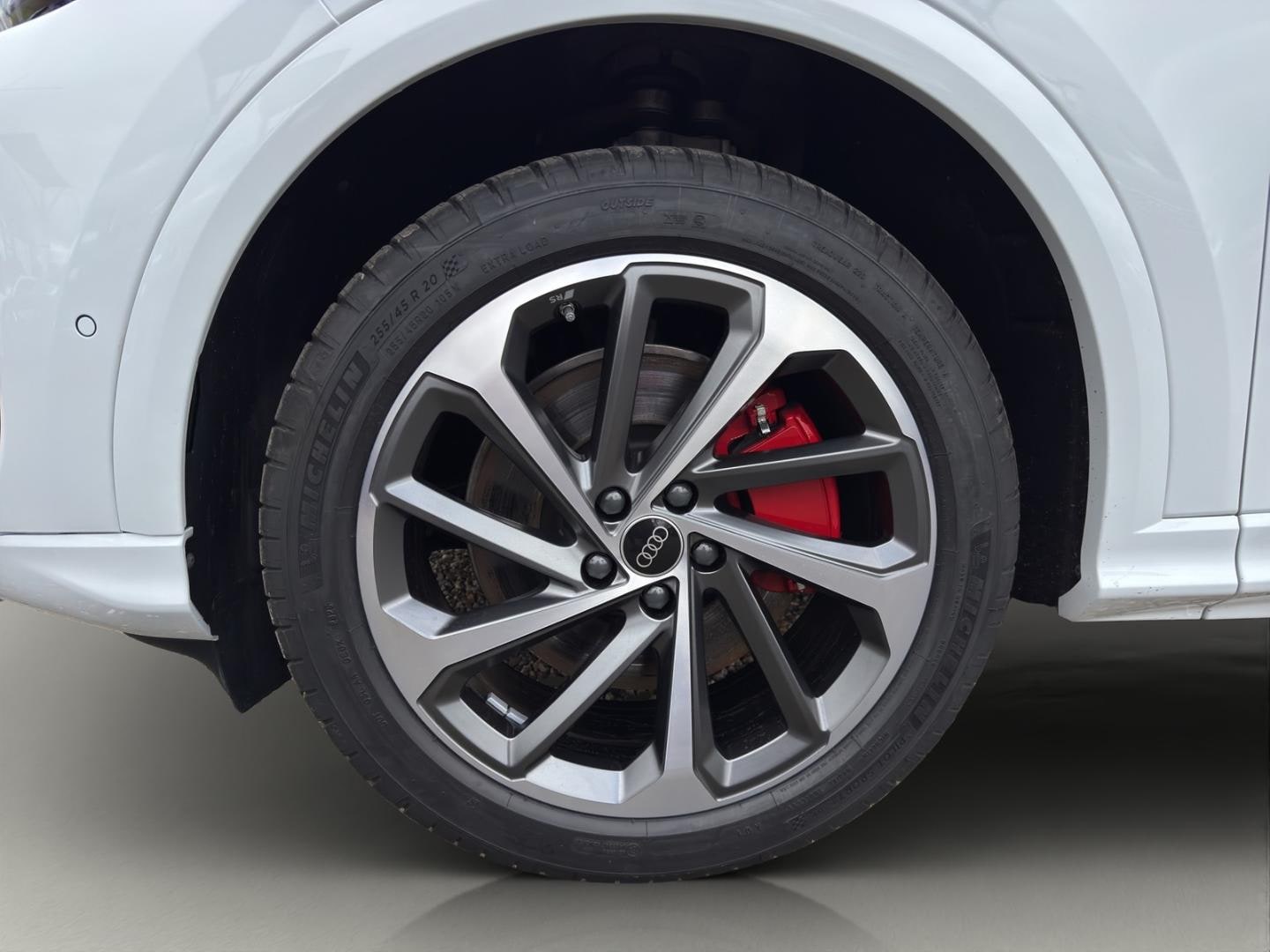 Bild über Audi Q5 Sportback TDI quattro 150 kW S tronic - für weitere Informationen kontaktieren Sie den Audi Partner