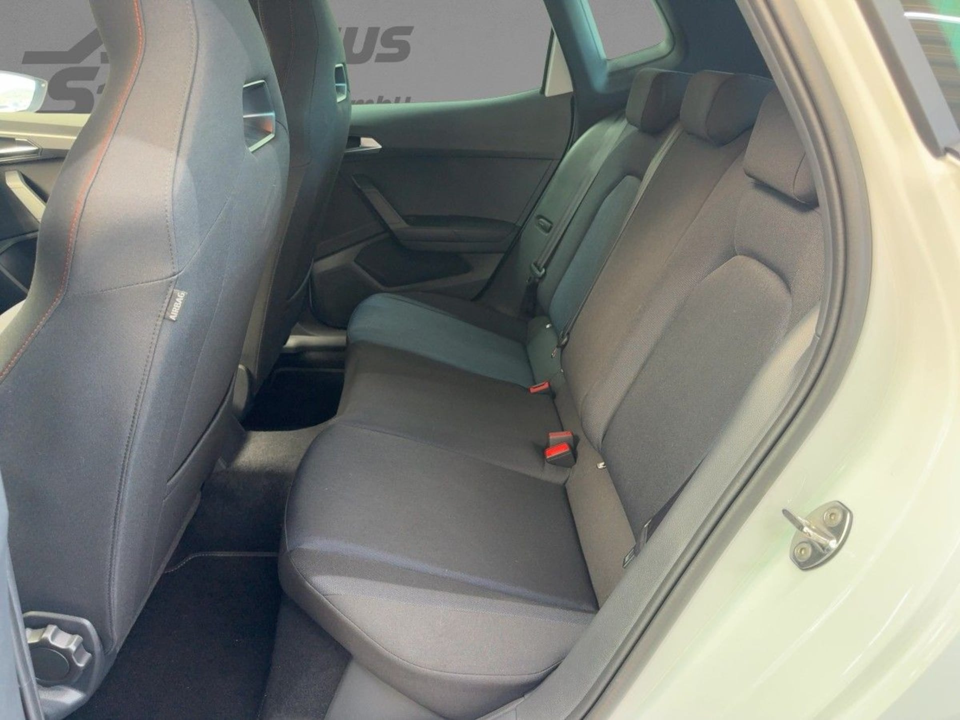 SEAT Arona FR