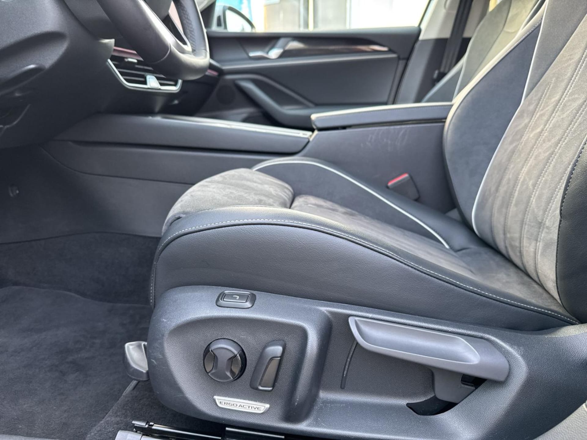 Volkswagen Passat Business