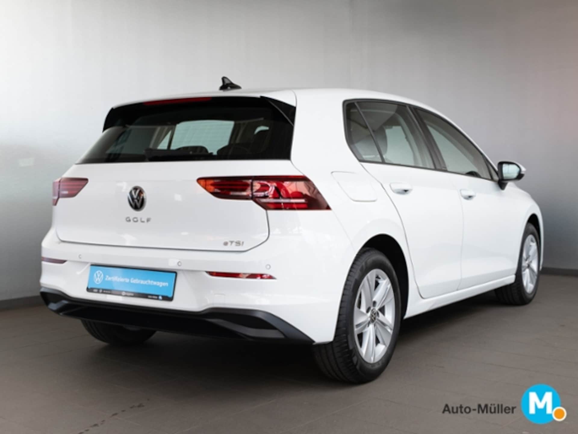 Volkswagen Golf Life