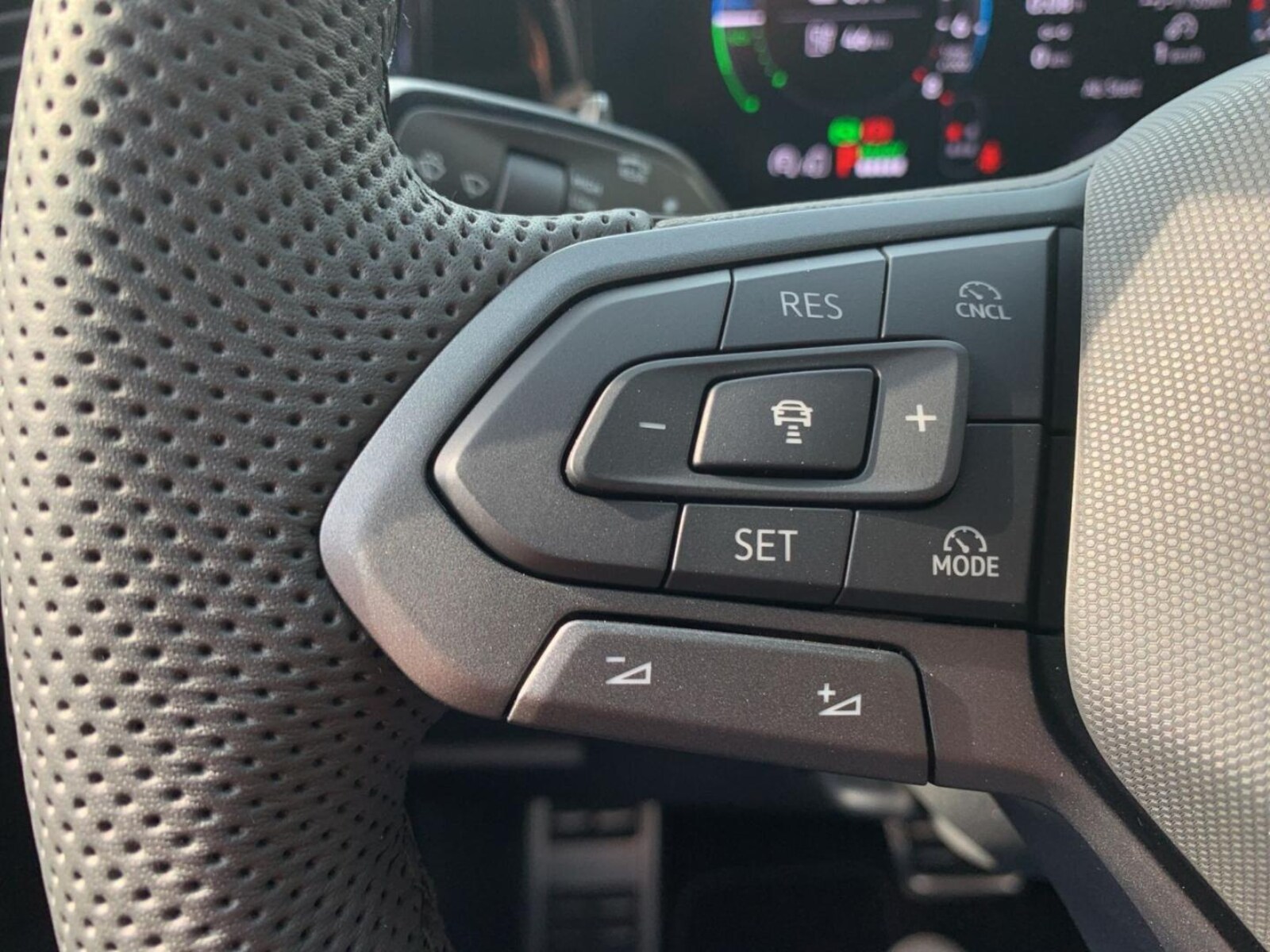 Volkswagen Tiguan – Bild 22