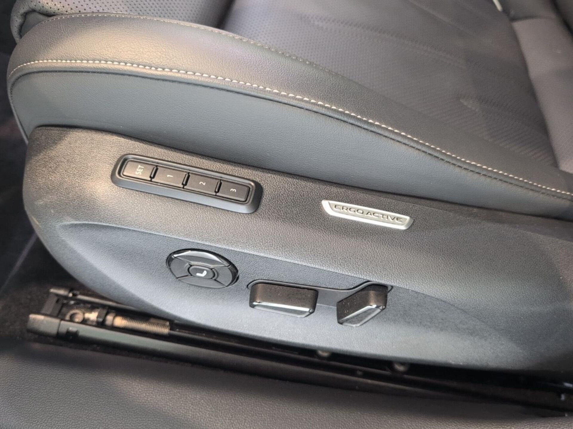 Volkswagen Passat Elegance