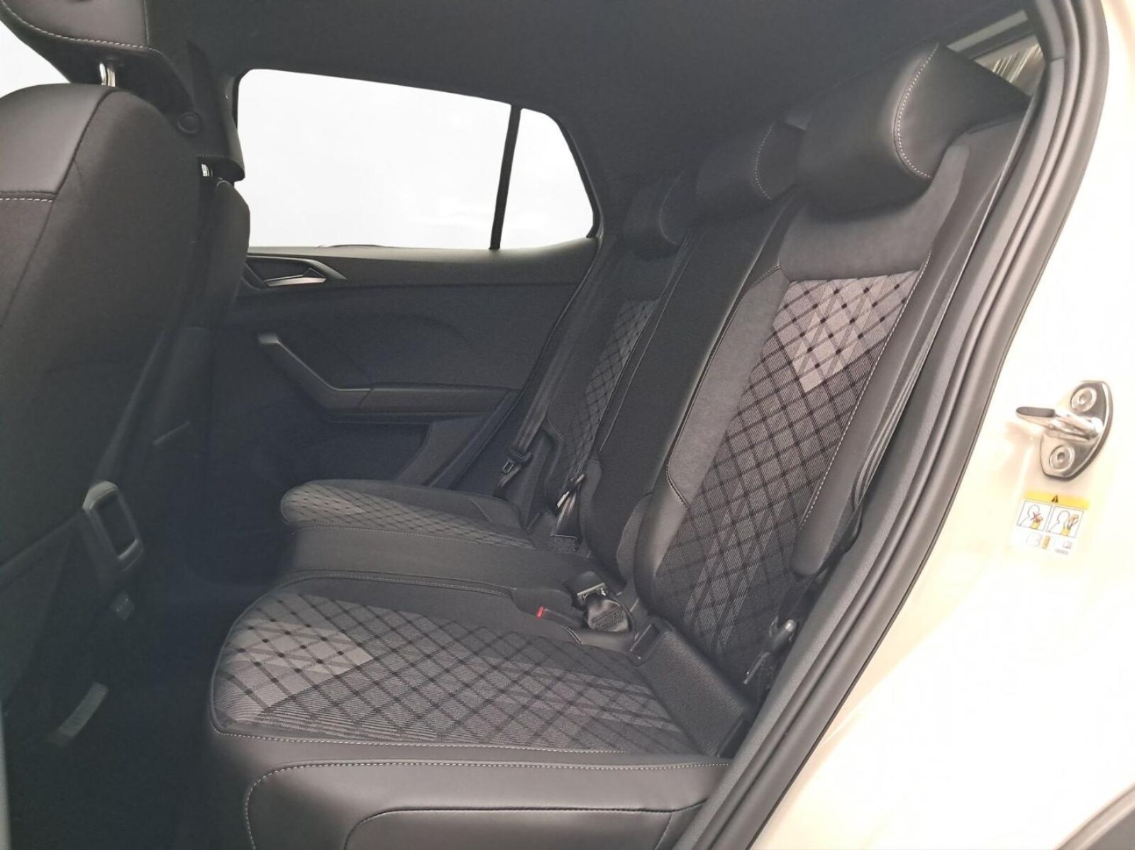 Volkswagen T-Cross – Bild 8