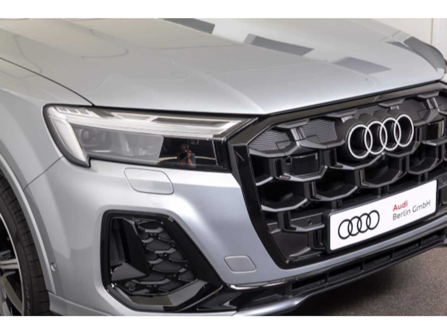 Bild über Audi Q7 SUV S line 50 TDI quattro tiptronic - für weitere Informationen kontaktieren Sie den Audi Partner