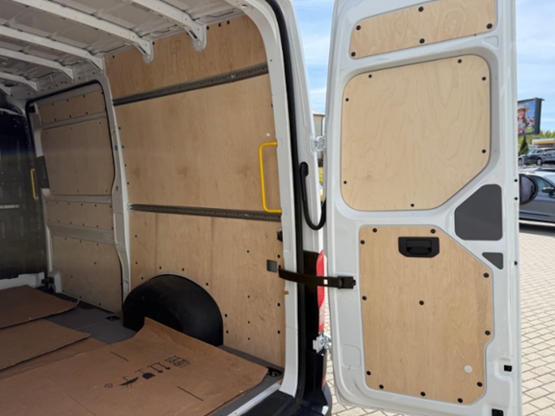 Volkswagen Crafter Kasten mittlerer Radstand