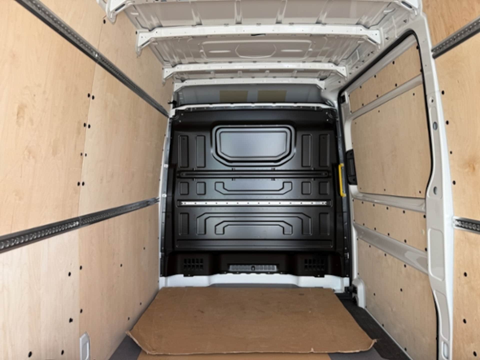 Volkswagen Crafter Kasten mittlerer Radstand