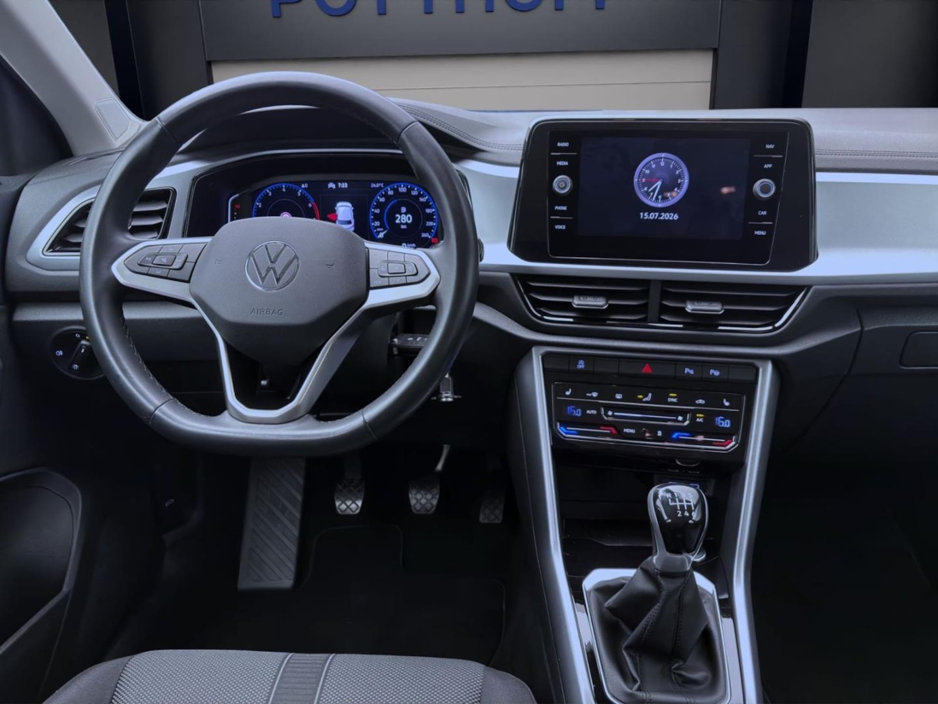 Volkswagen T-Roc Life