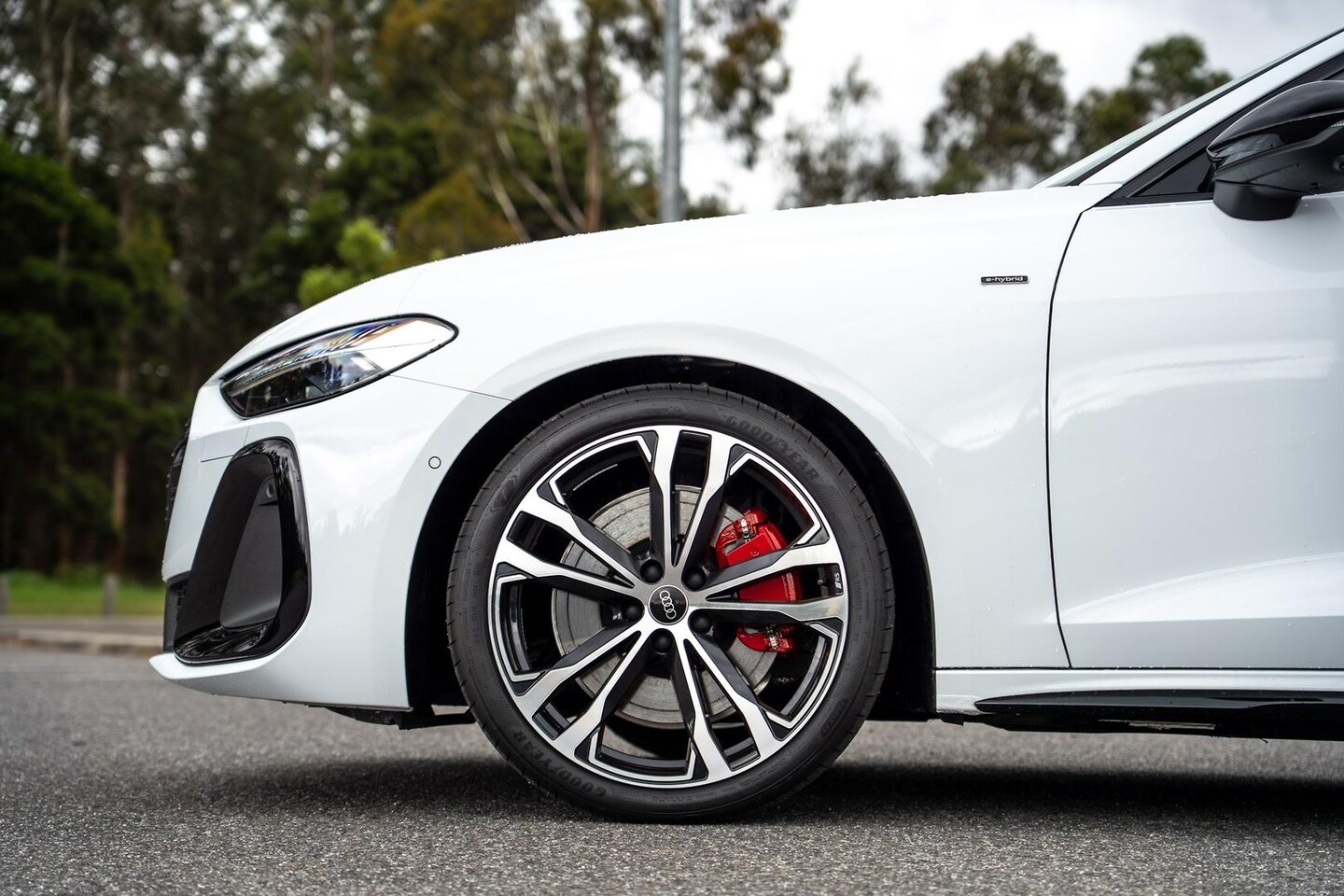 Image about Audi A5 Avant TFSI e e-hybrid quattro 270 kW S tronic