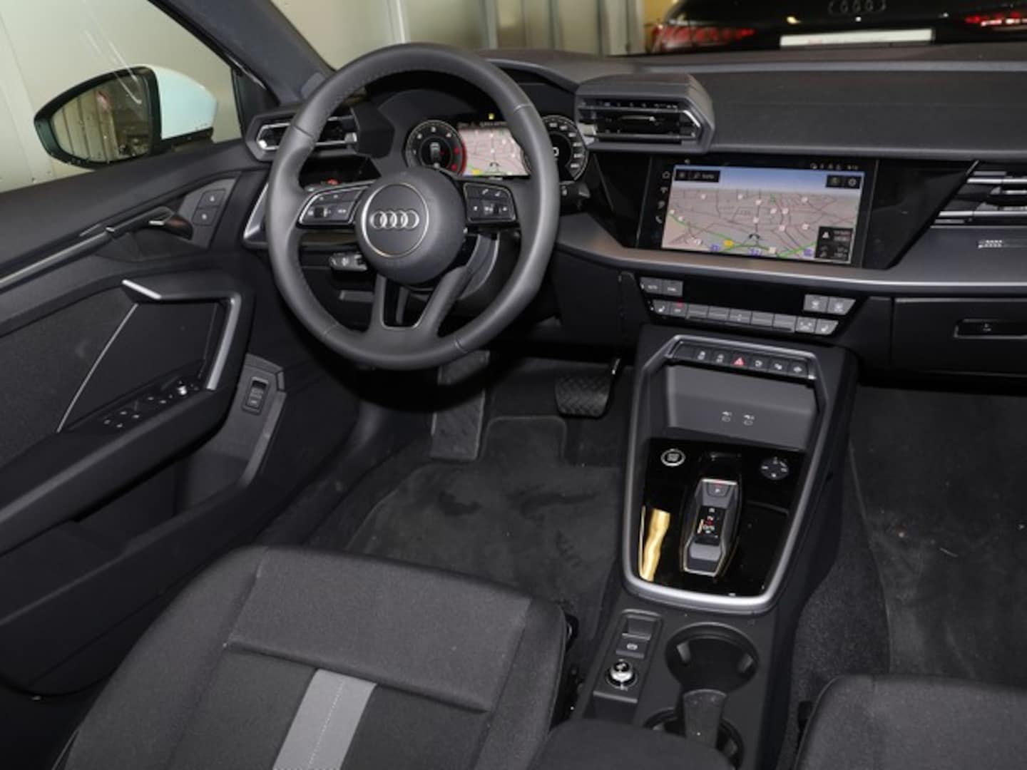 Bild über Audi A3 Sportback TDI S tronic - für weitere Informationen kontaktieren Sie den Audi Partner