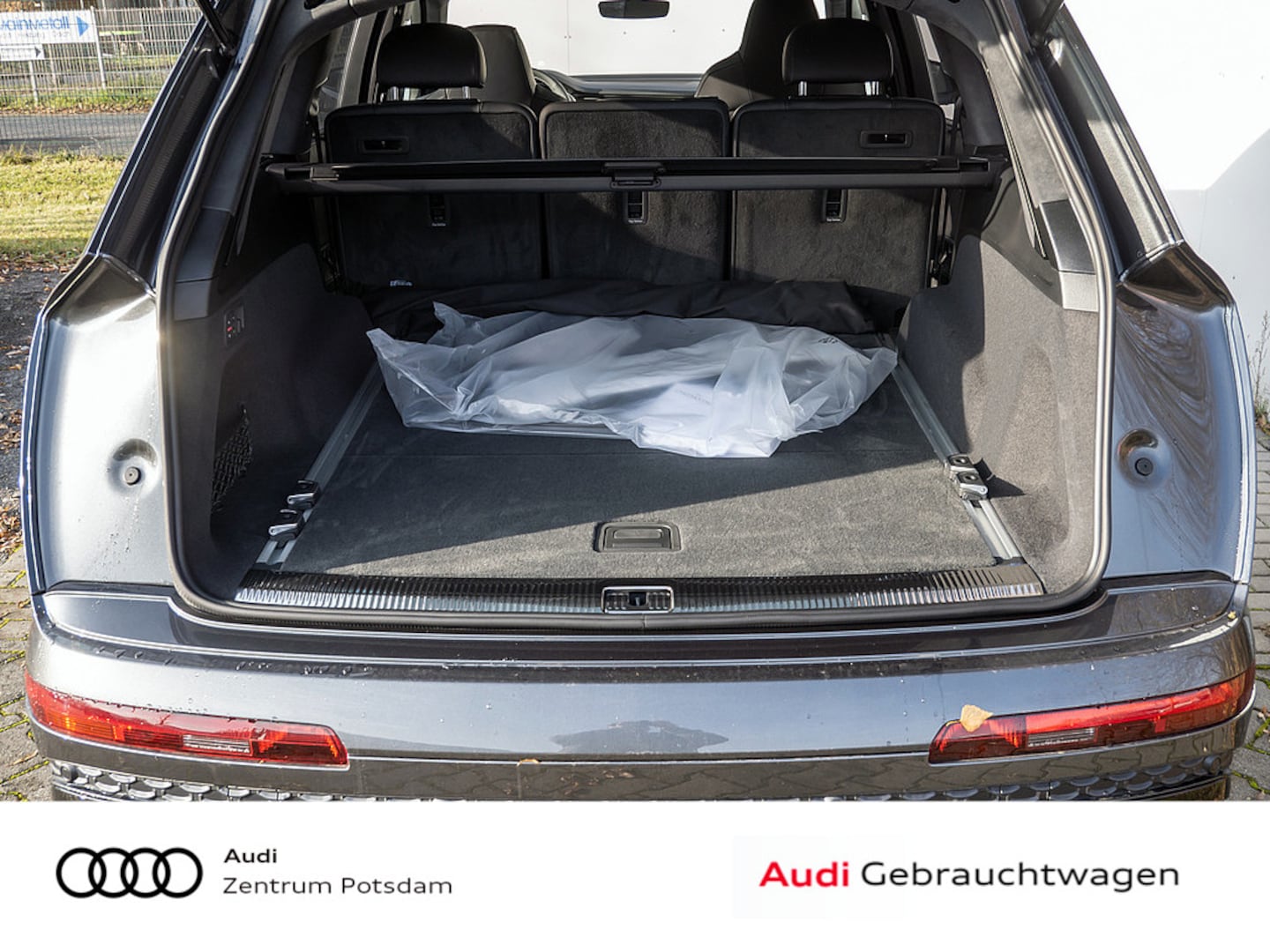Bild über Audi Q7 SUV S line business TDI quattro 210 kW tiptronic - für weitere Informationen kontaktieren Sie den Audi Partner