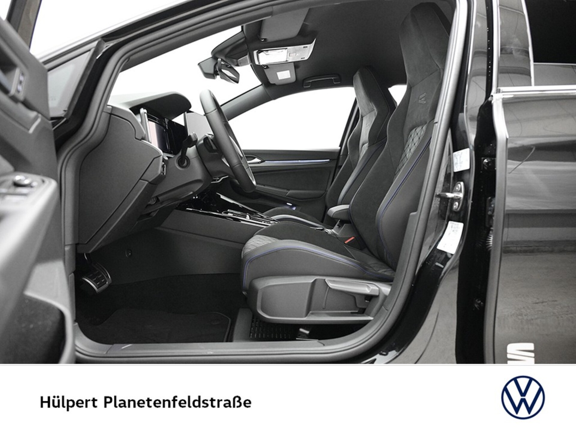 Volkswagen Golf R-Line