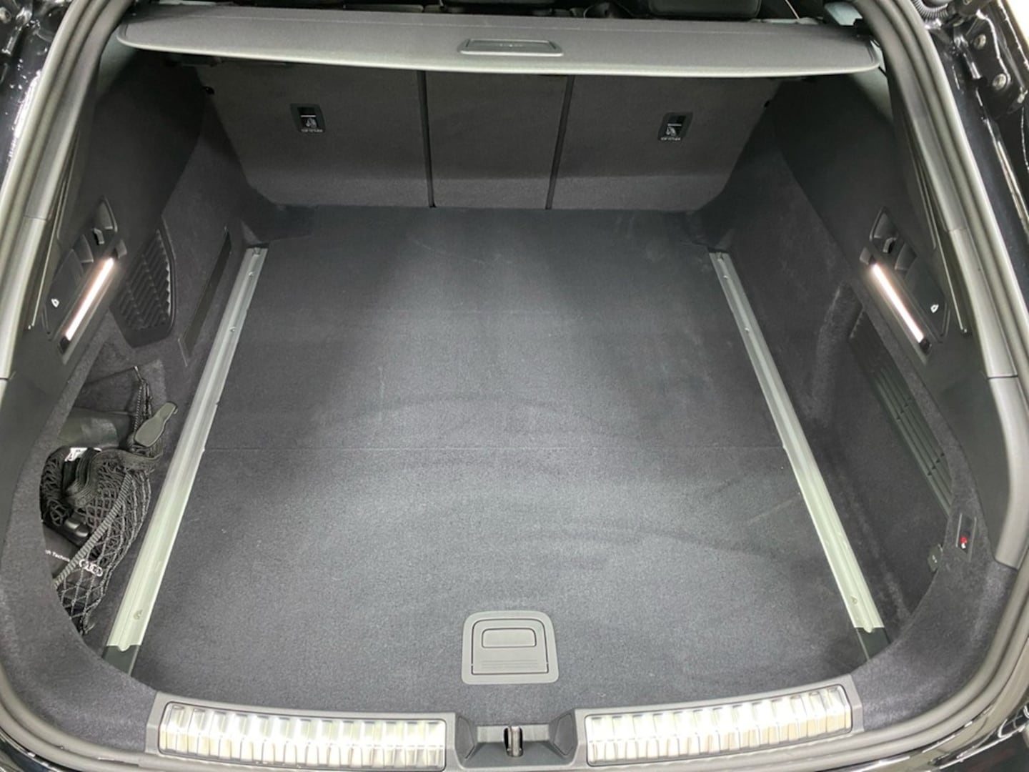 Bild über Audi A6 Avant edition one TDI quattro 220 kW S tronic - für weitere Informationen kontaktieren Sie den Audi Partner