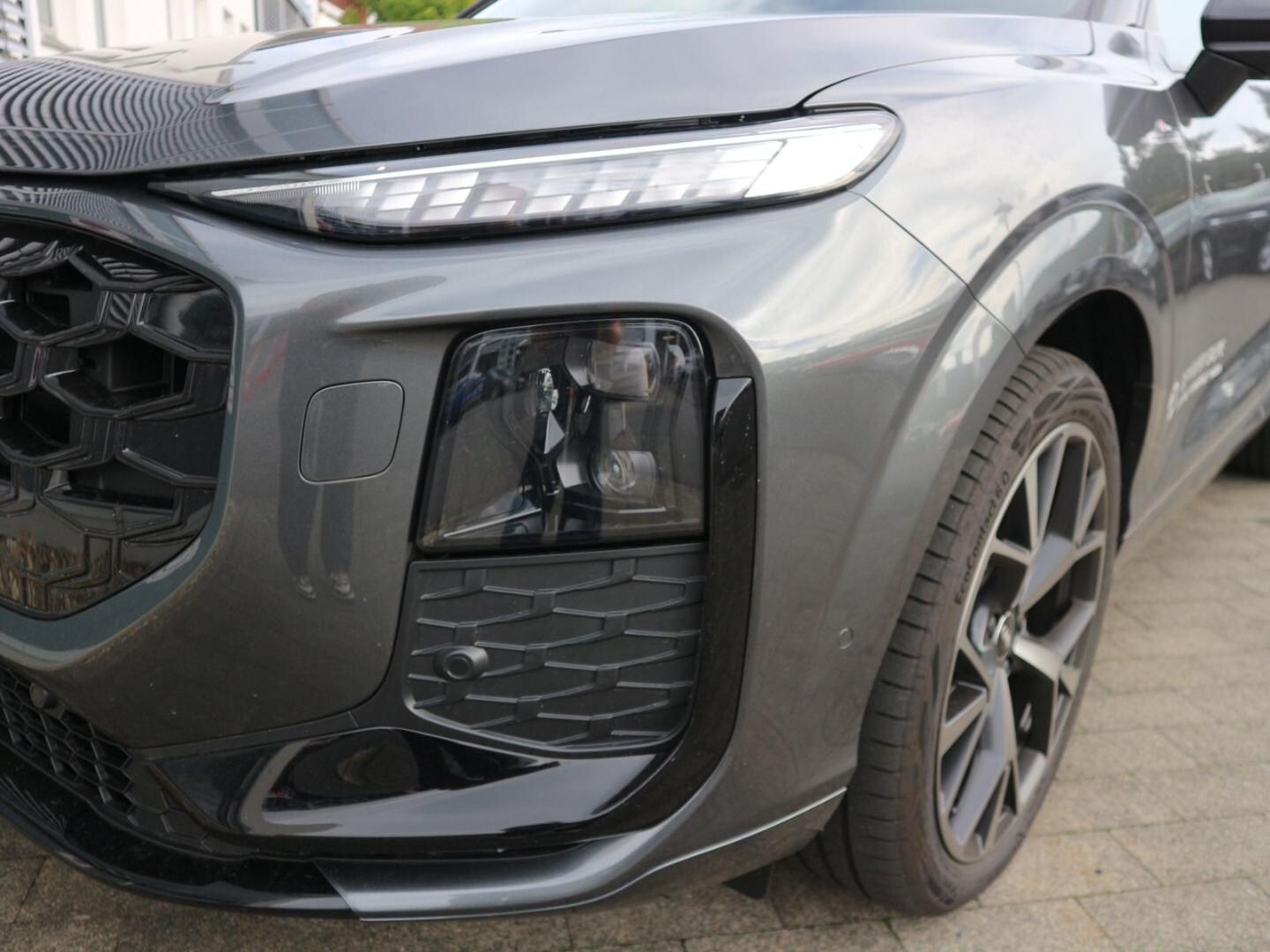 Bild über Audi Q3 Sportback TFSI quattro 150 kW S tronic - für weitere Informationen kontaktieren Sie den Audi Partner