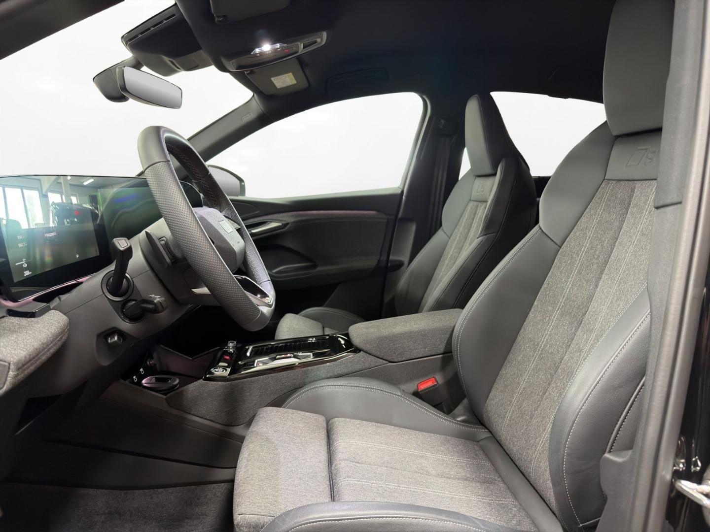 Bild über Audi Q6 Sportback e-tron e-tron quattro - für weitere Informationen kontaktieren Sie den Audi Partner