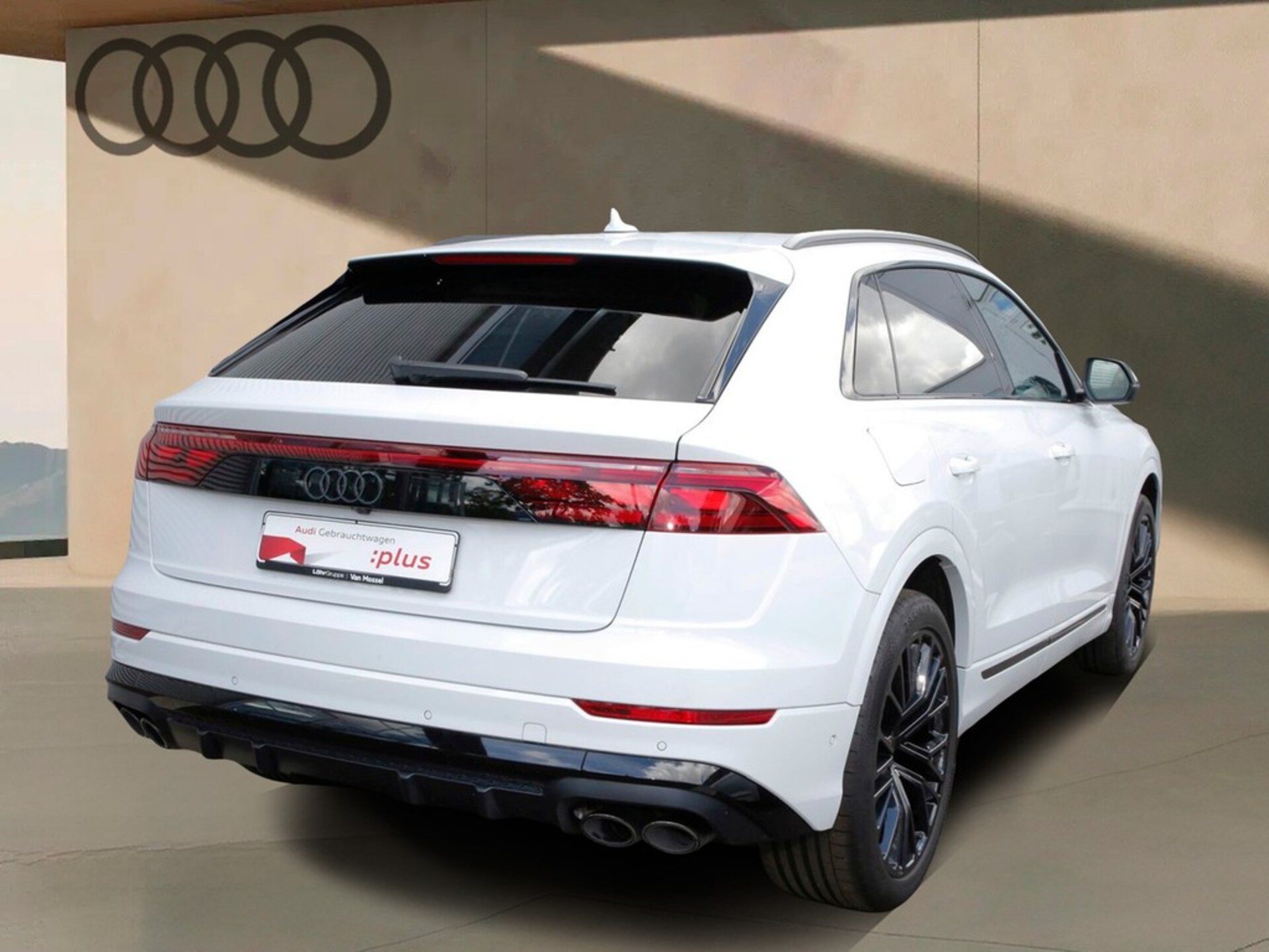 Audi SQ8 SUV