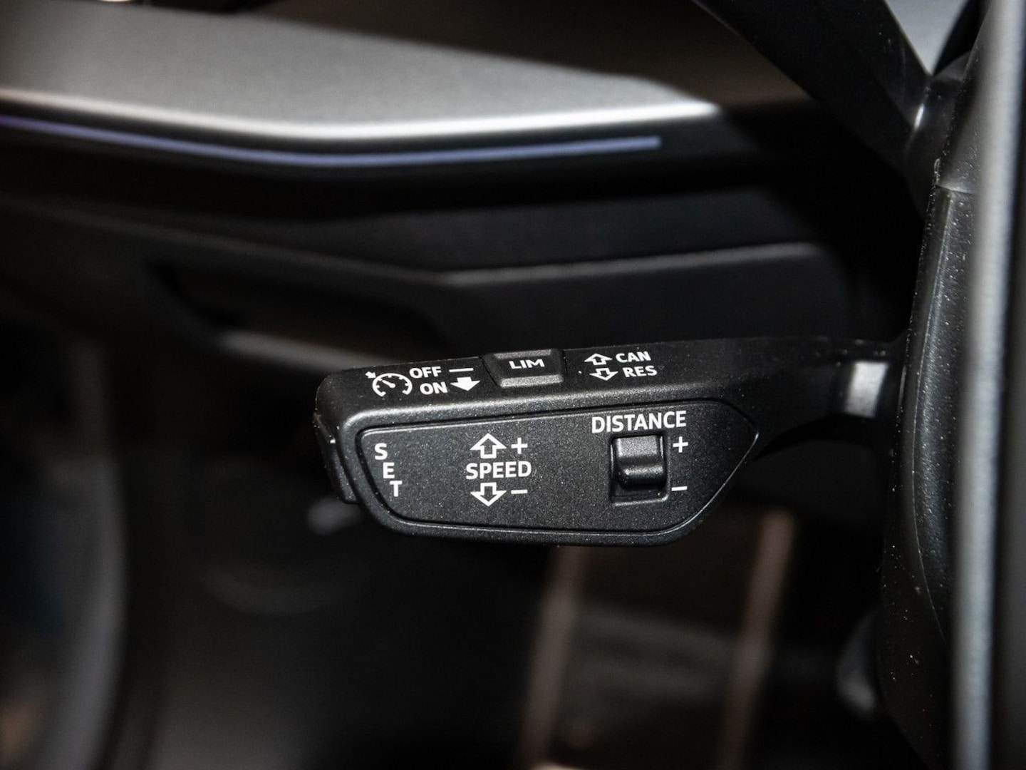 Bild über Audi RS 3 Sportback TFSI quattro 294 kW S tronic - für weitere Informationen kontaktieren Sie den Audi Partner