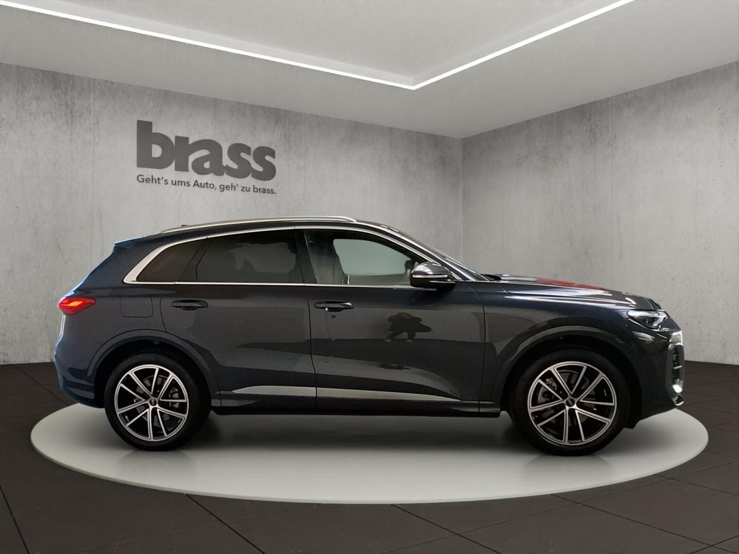 Bild über Audi Q5 SUV TDI quattro 150 kW S tronic - für weitere Informationen kontaktieren Sie den Audi Partner