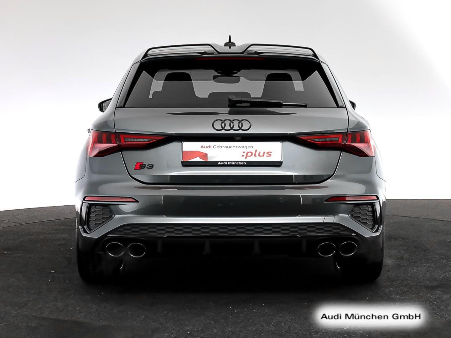 Bild über Audi S3 Sportback TFSI quattro S tronic - für weitere Informationen kontaktieren Sie den Audi Partner