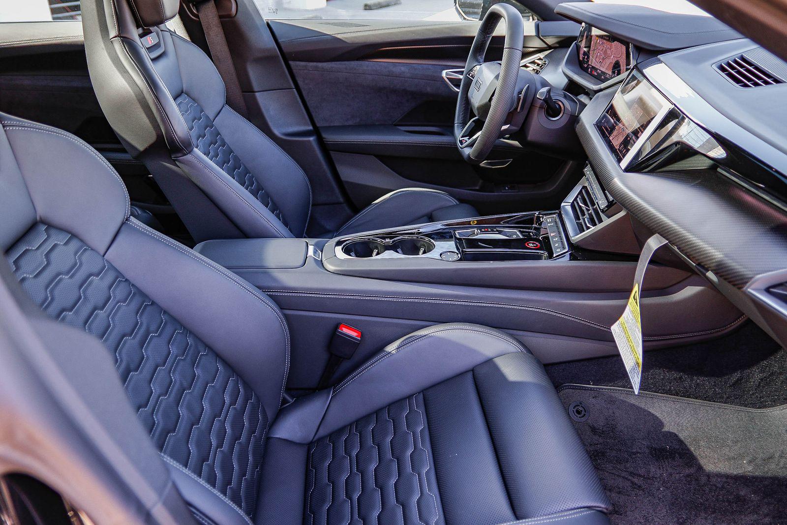 2026 Audi S e-tron GT Premium Plus - Photo 16