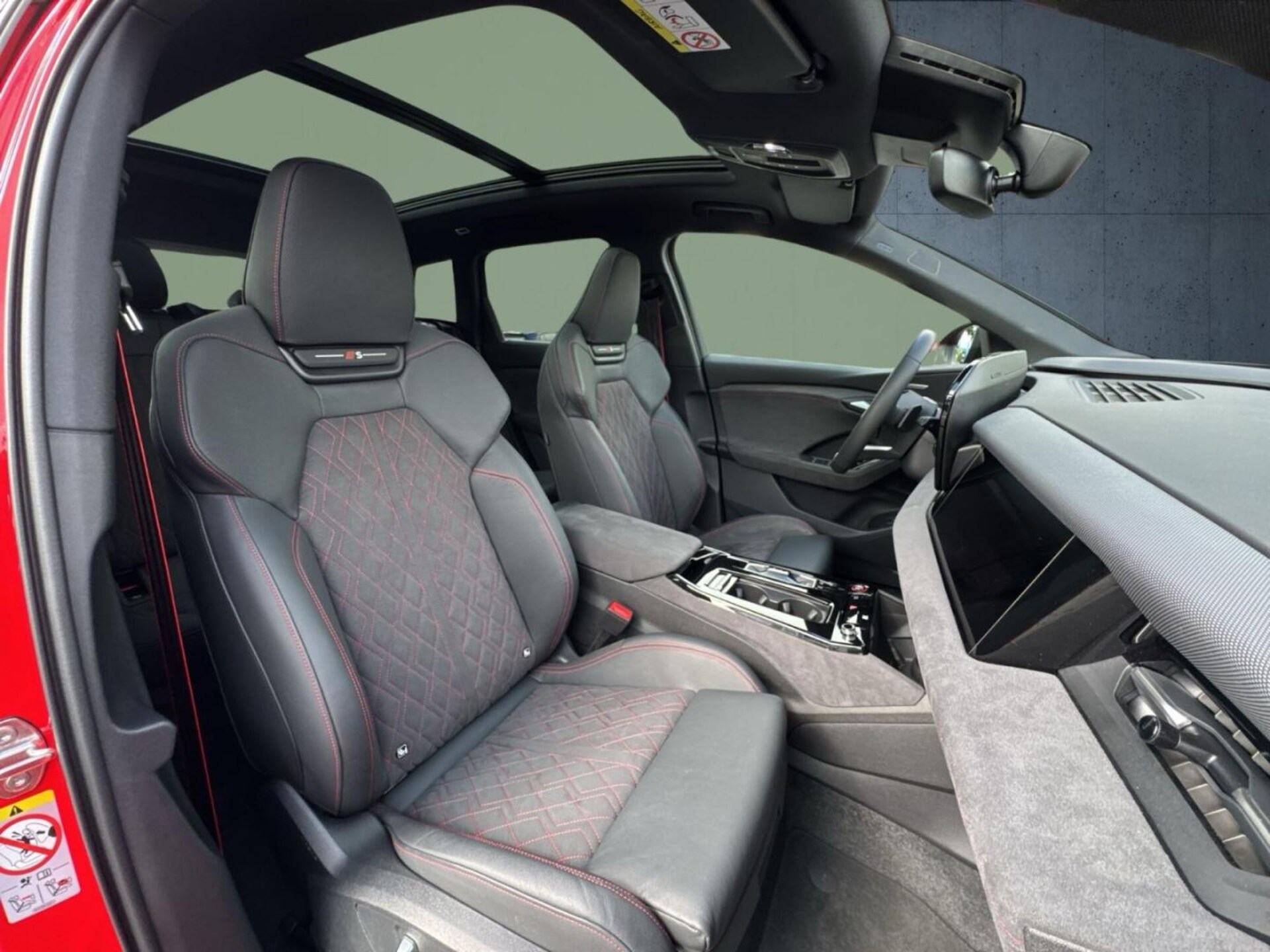 Audi SQ6 SUV e-tron