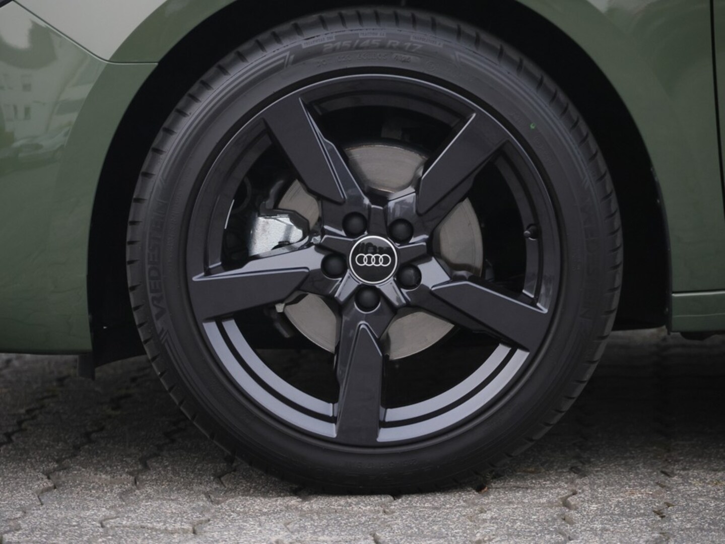 Bild über Audi A1 Sportback advanced 30 TFSI S tronic - für weitere Informationen kontaktieren Sie den Audi Partner