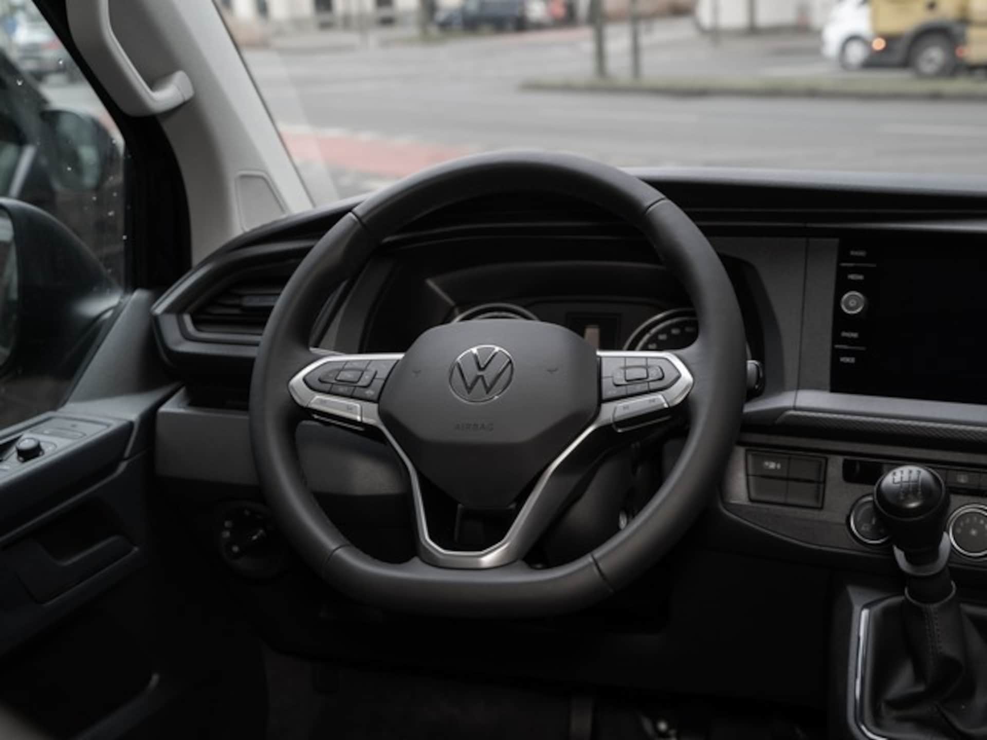 Volkswagen T6.1 California Beach