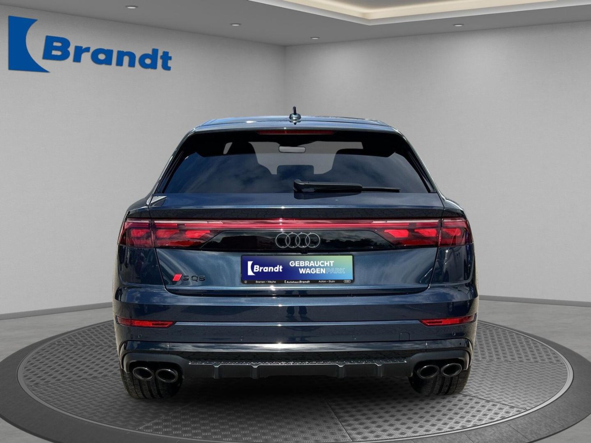 Audi SQ8 SUV