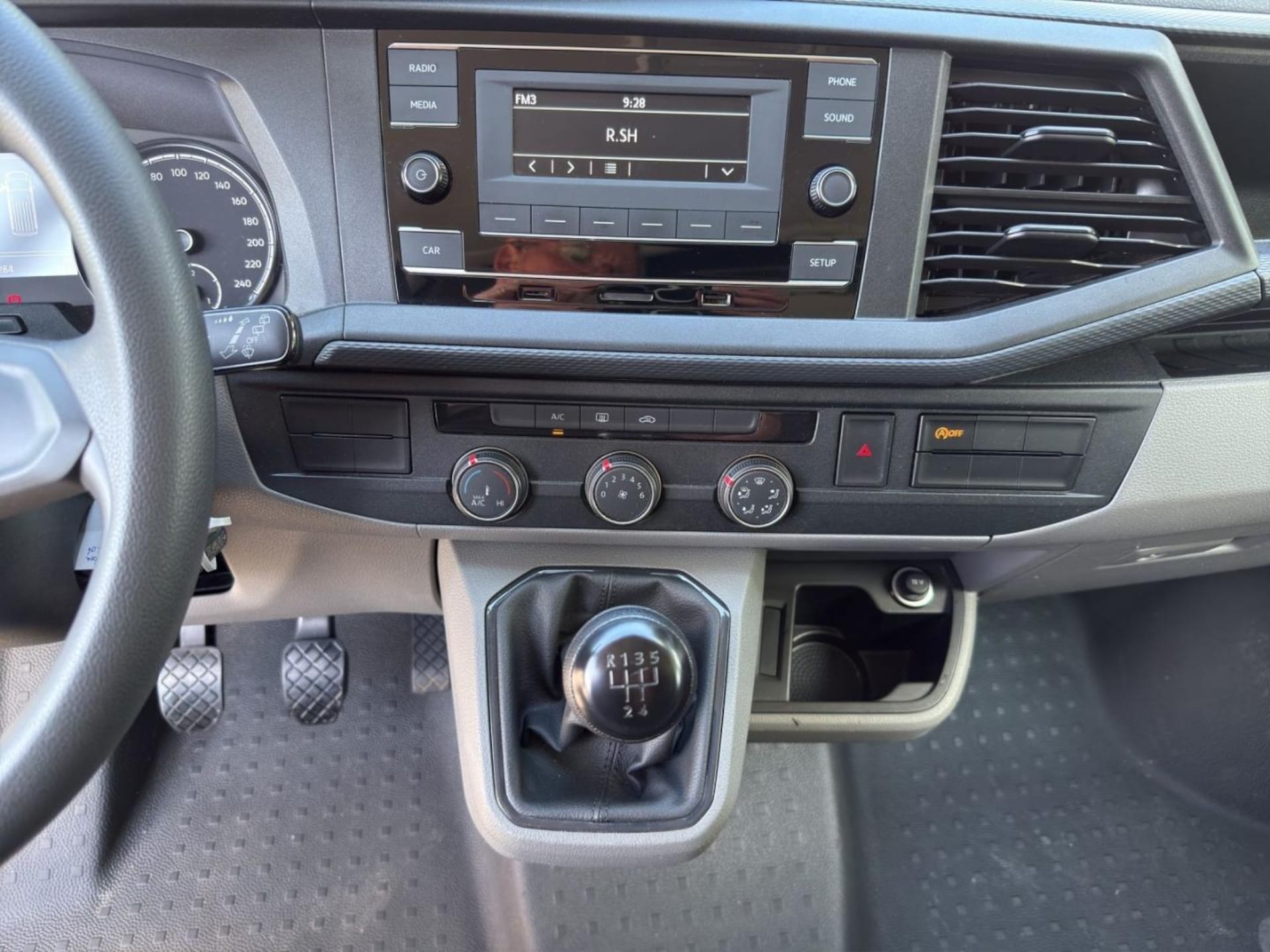 Volkswagen T6.1 Transporter Kasten kurzer Radstand