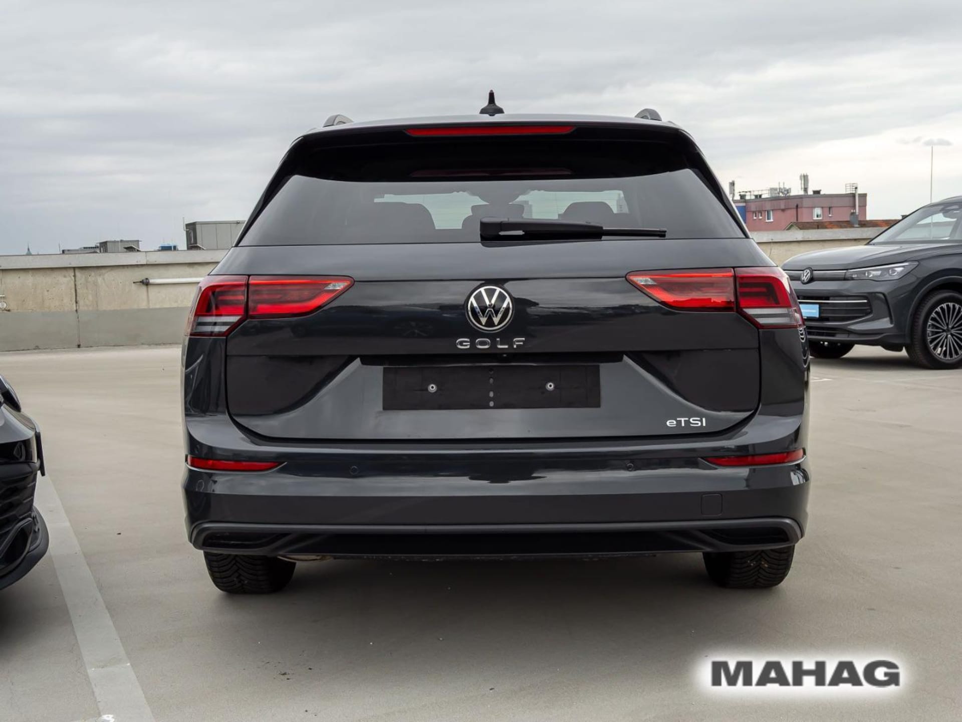 Volkswagen Golf Variant Life