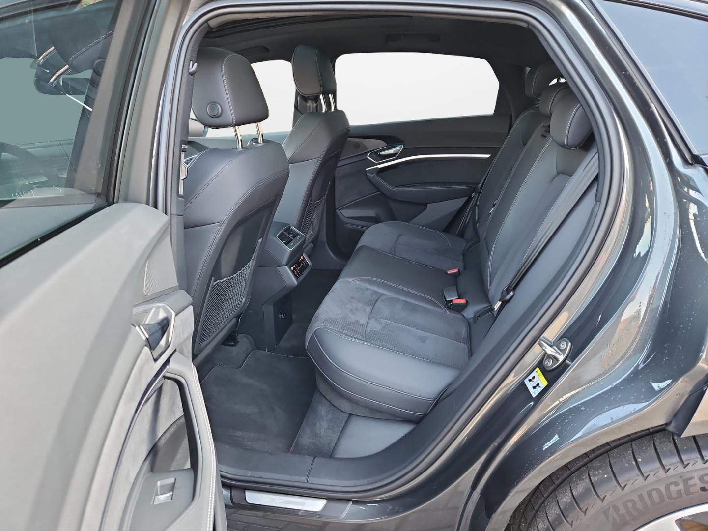 Image about Audi Q8 Sportback e-tron S line 55 e-tron quattro