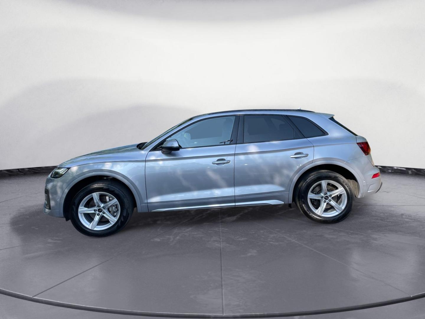 Image about Audi Q5 40 TDI quattro S tronic