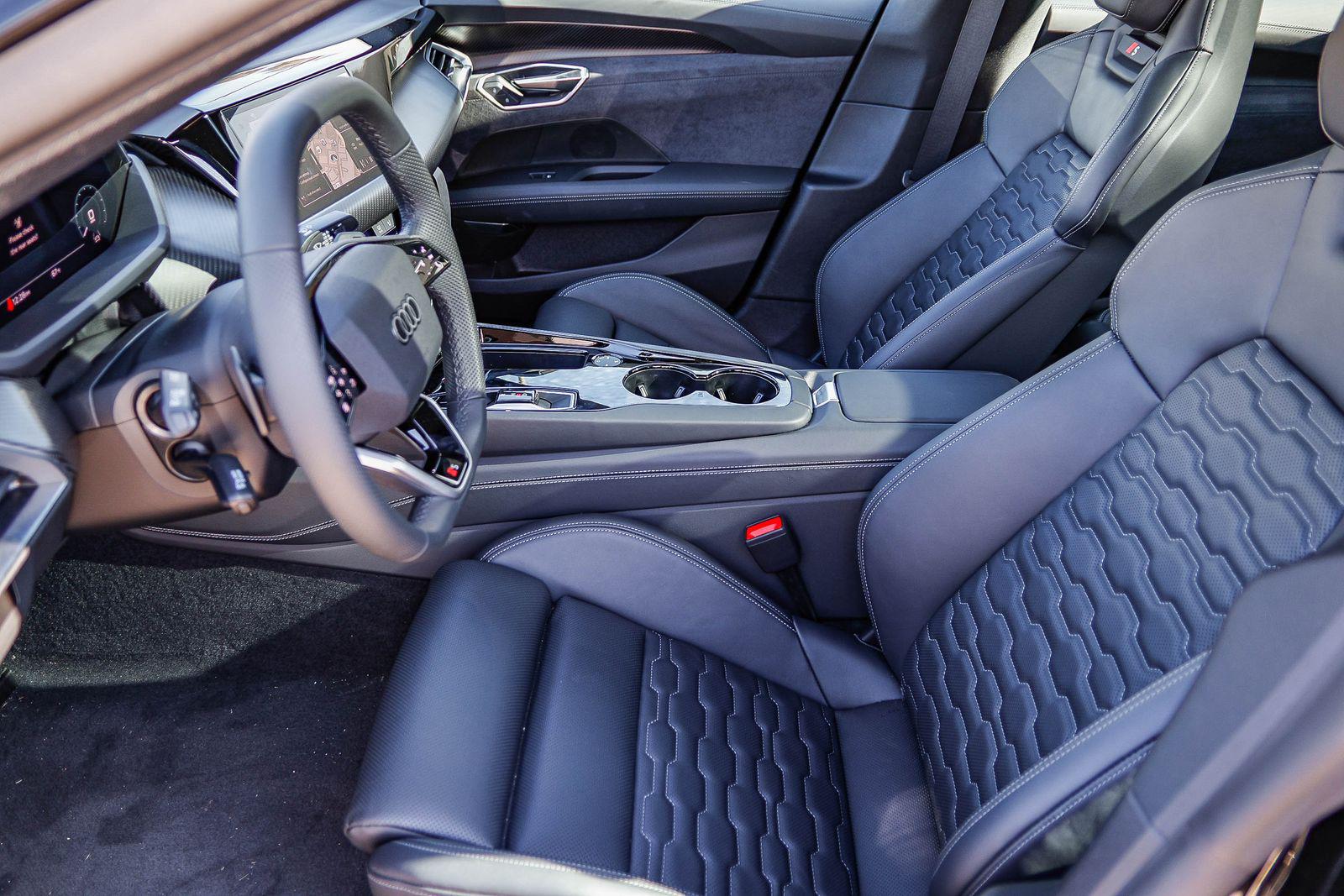 2026 Audi S e-tron GT Premium Plus - Photo 18