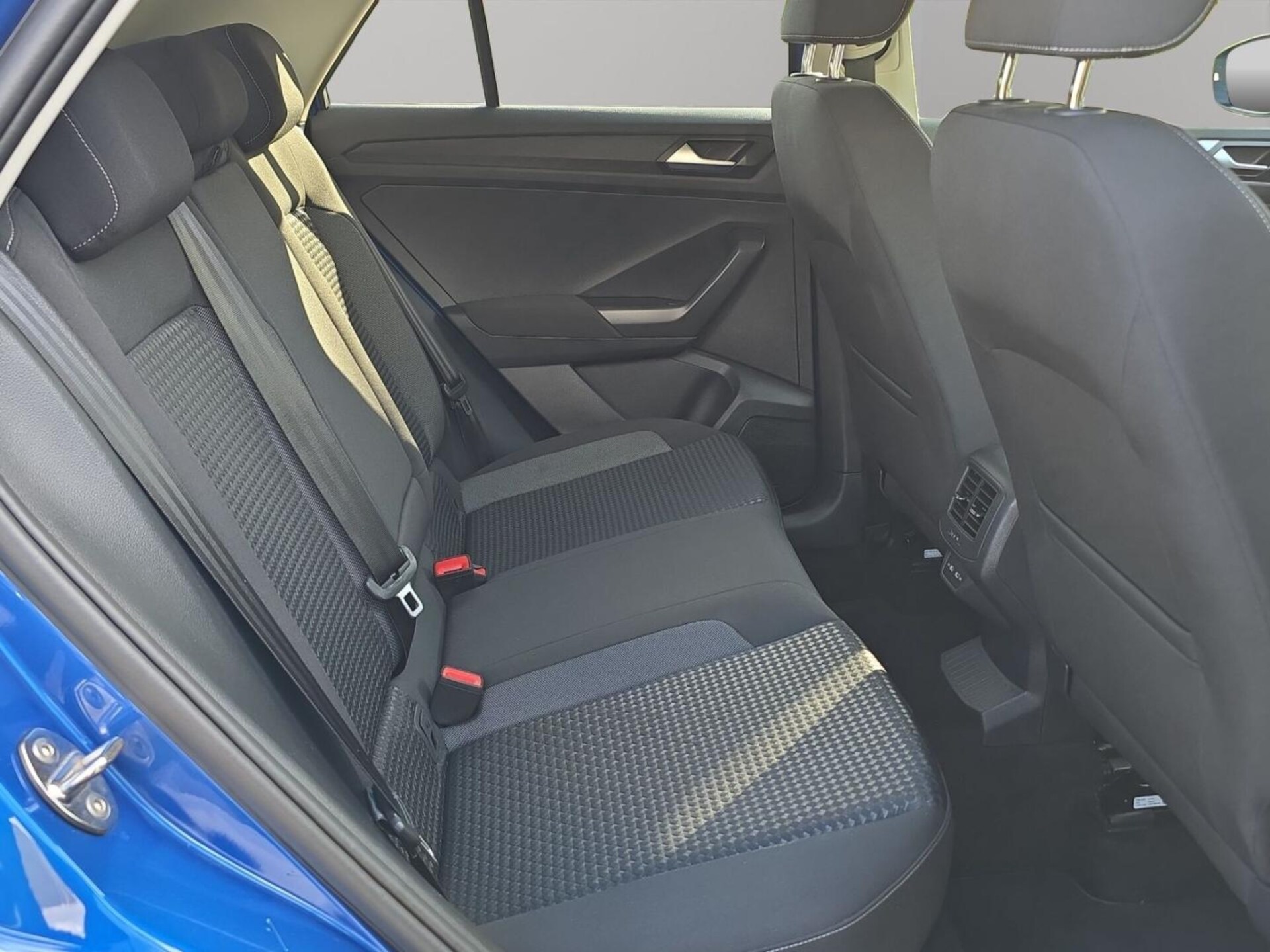 Volkswagen T-Roc Active