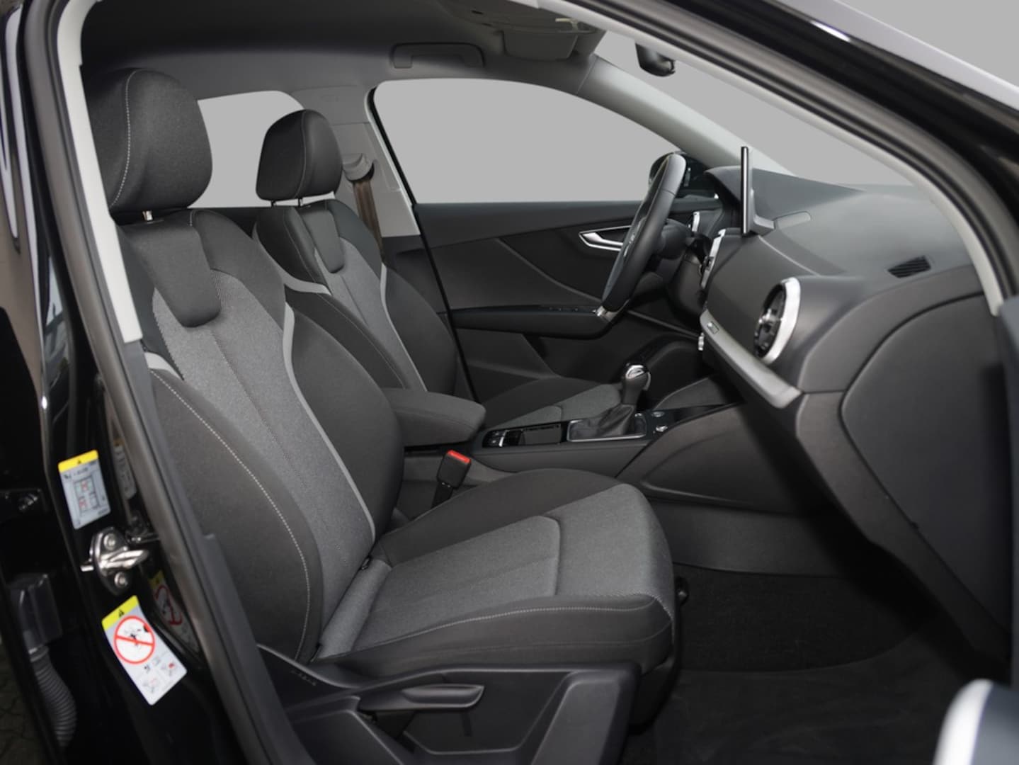 Bild über Audi Q2 advanced 35 TFSI S tronic - für weitere Informationen kontaktieren Sie den Audi Partner