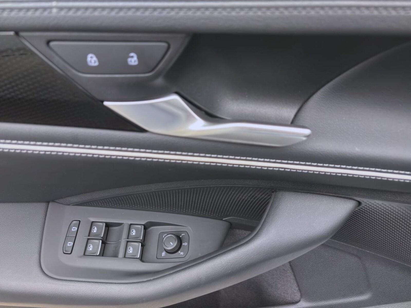 Volkswagen Passat – Bild 11
