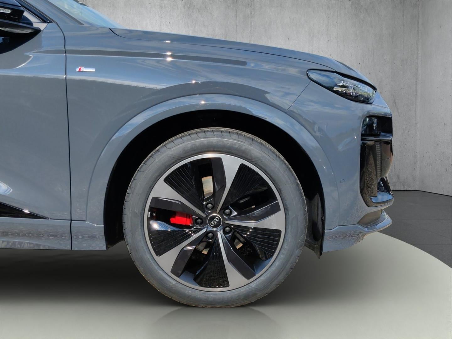 Bild über Audi Q6 SUV e-tron e-tron quattro - für weitere Informationen kontaktieren Sie den Audi Partner
