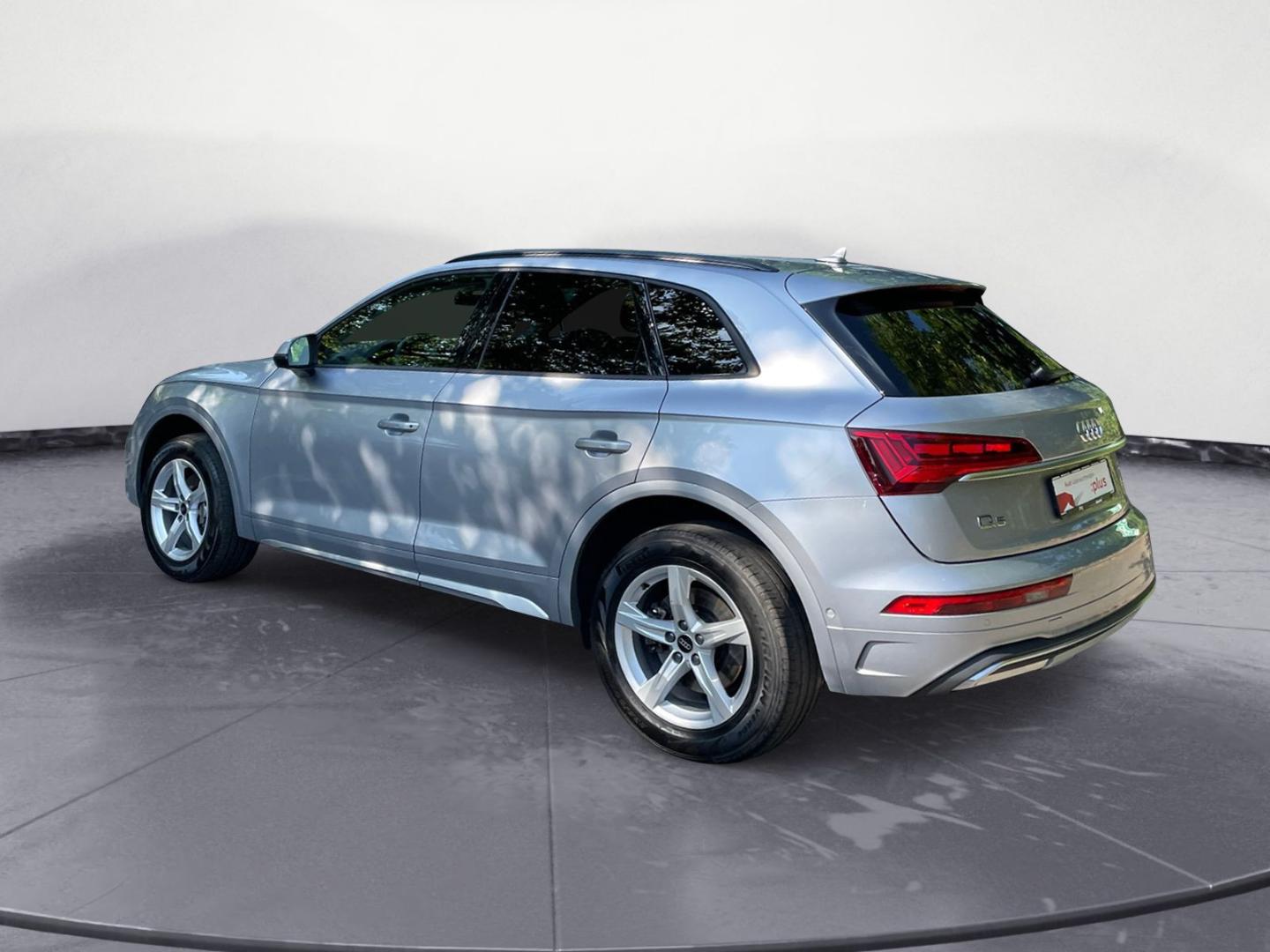 Image about Audi Q5 40 TDI quattro S tronic