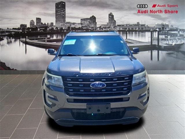 Used 2017 Ford Explorer XLT with VIN 1FM5K8D87HGB28829 for sale in Brown Deer, WI
